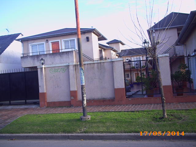 CONDOMINIO BUENA UBICACION EN BELLA VISTA A METROS DE ESTACION FCGSM.
