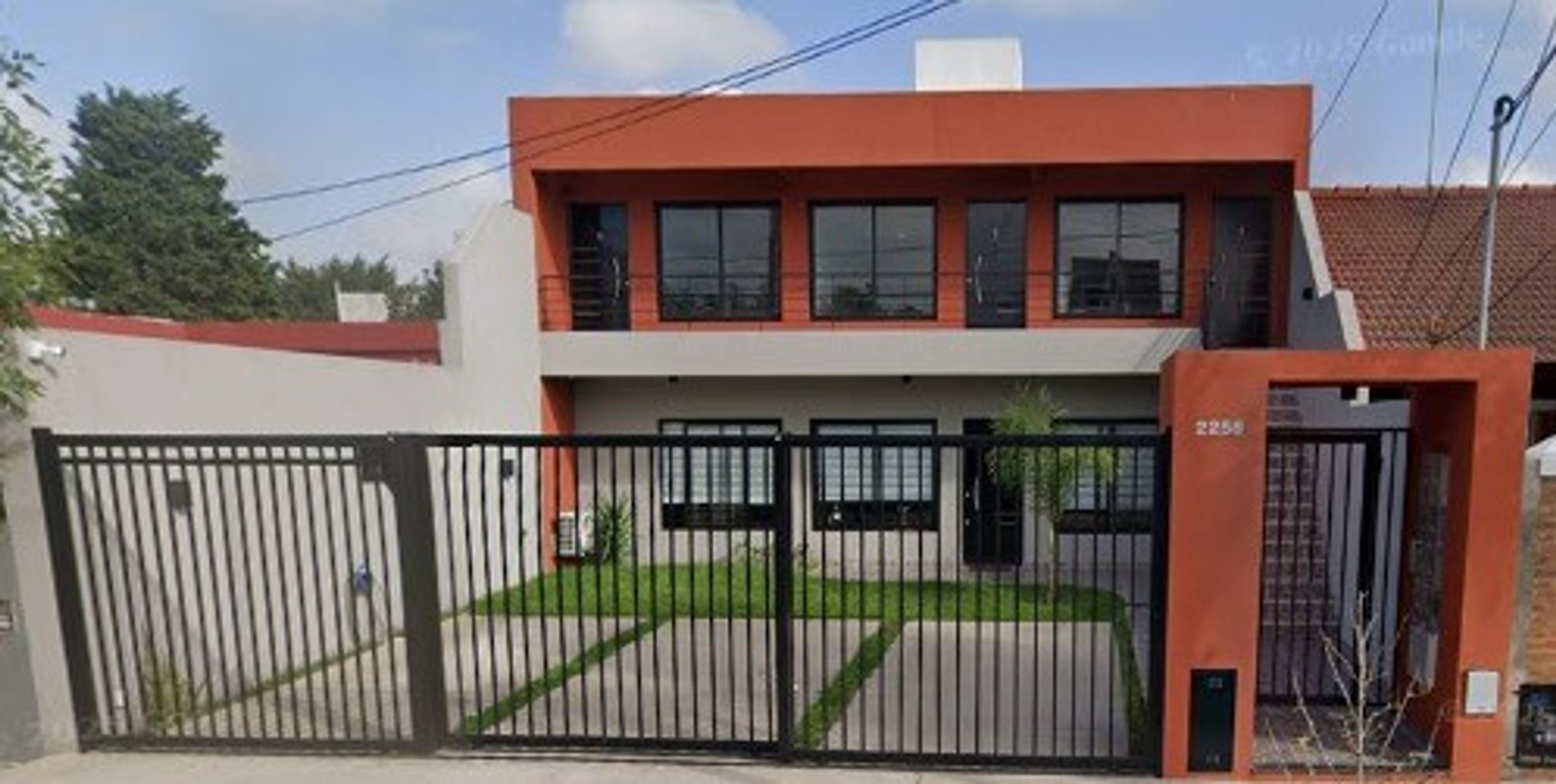 VENTA DEPARTAMENTO 2 AMBIENTES CON COCHERA CASTELAR