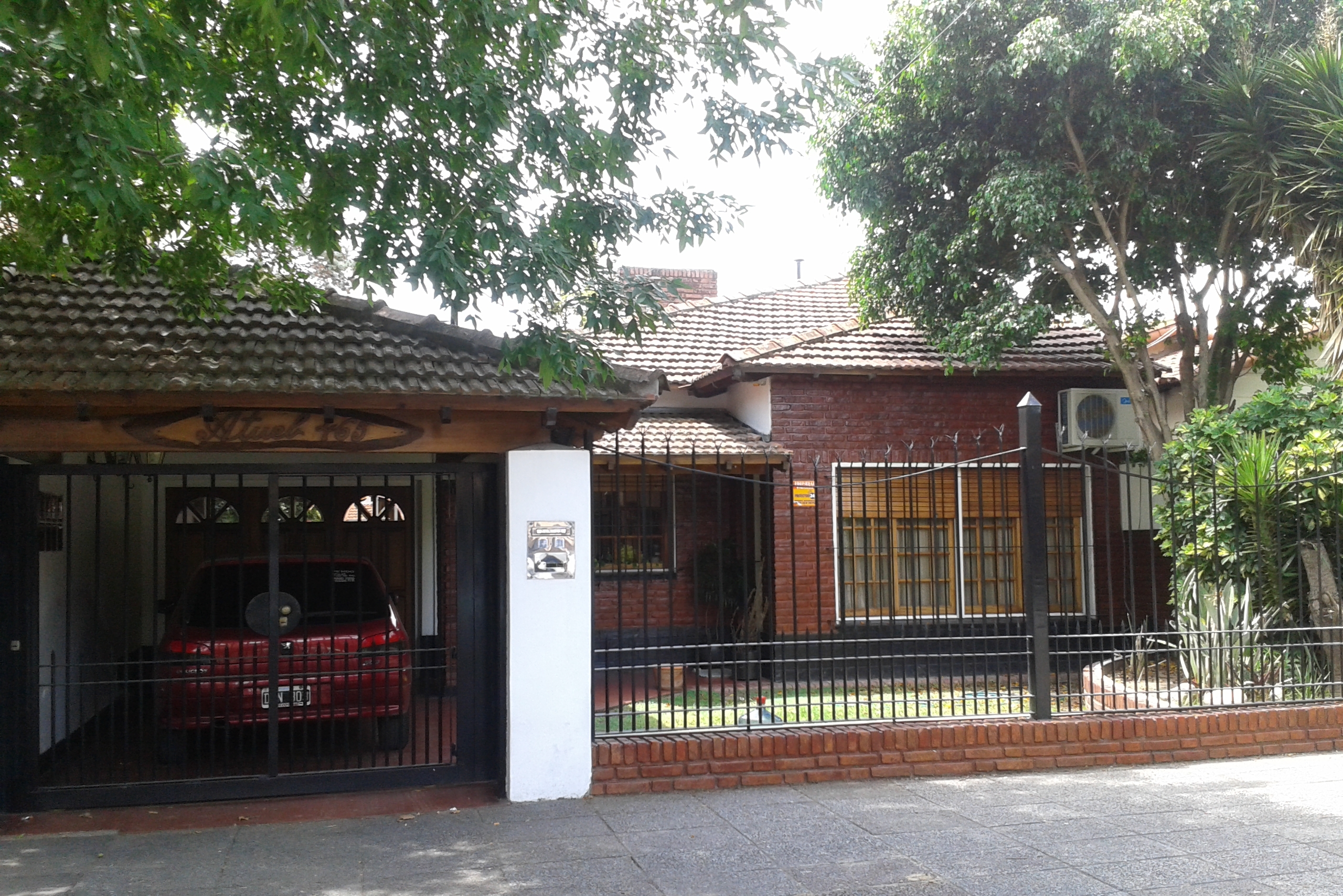 Hurlingham: Hermosa propiedad  en Parque Quirno. Apto crédito