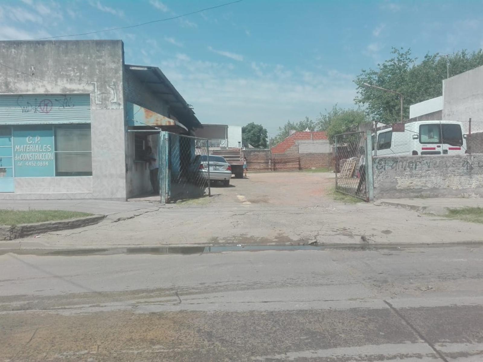 Bustamante y Guevara · Hurlingham — foto 5