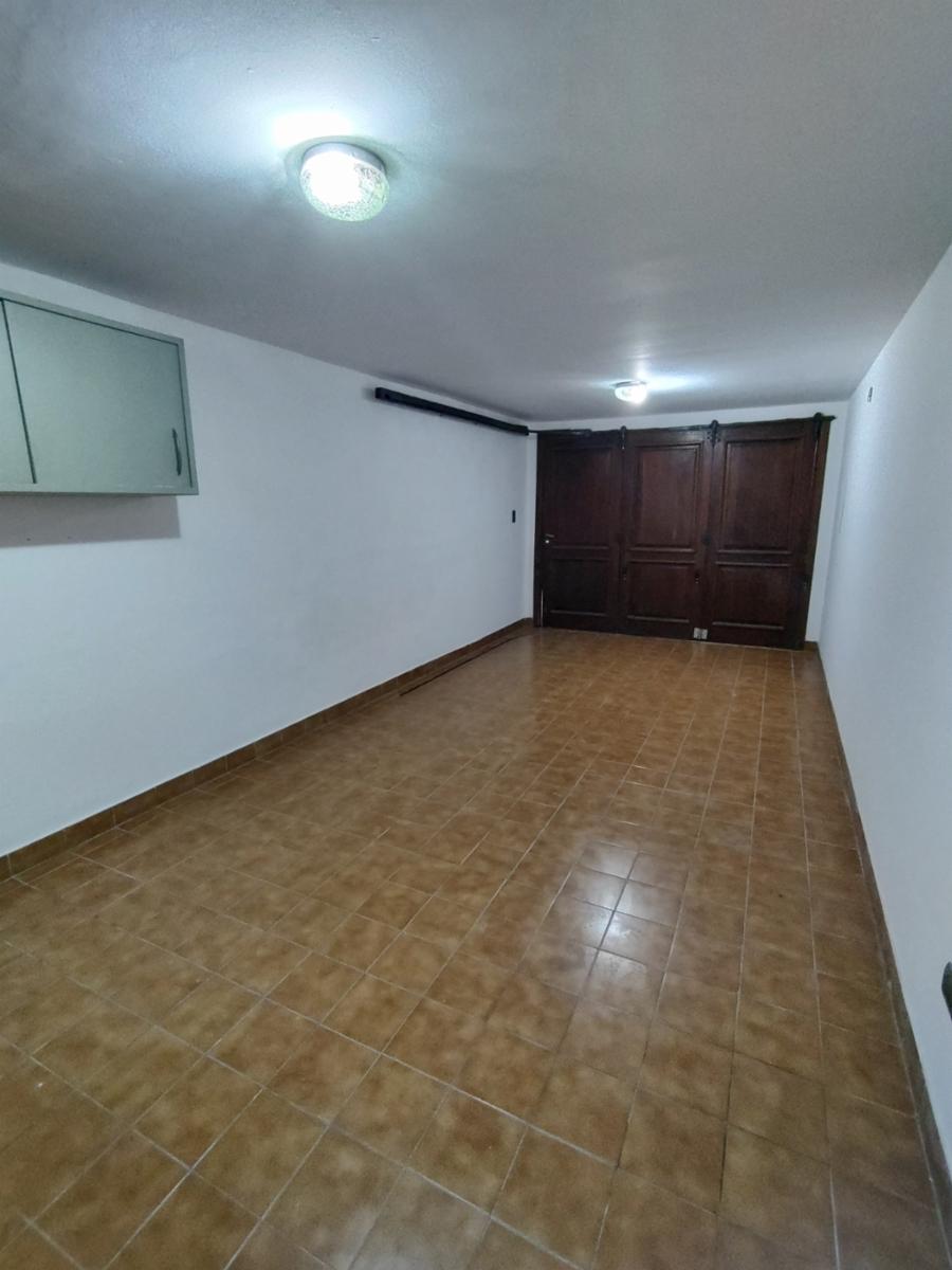 VENDO CHALET (CALLE 55 C/32) NECOCHEA · Necochea — foto 12