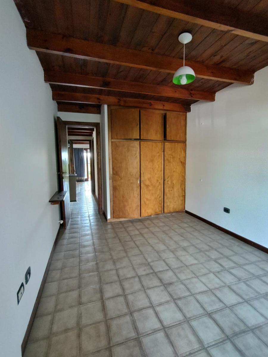 VENDO CHALET (CALLE 55 C/32) NECOCHEA · Necochea — foto 9