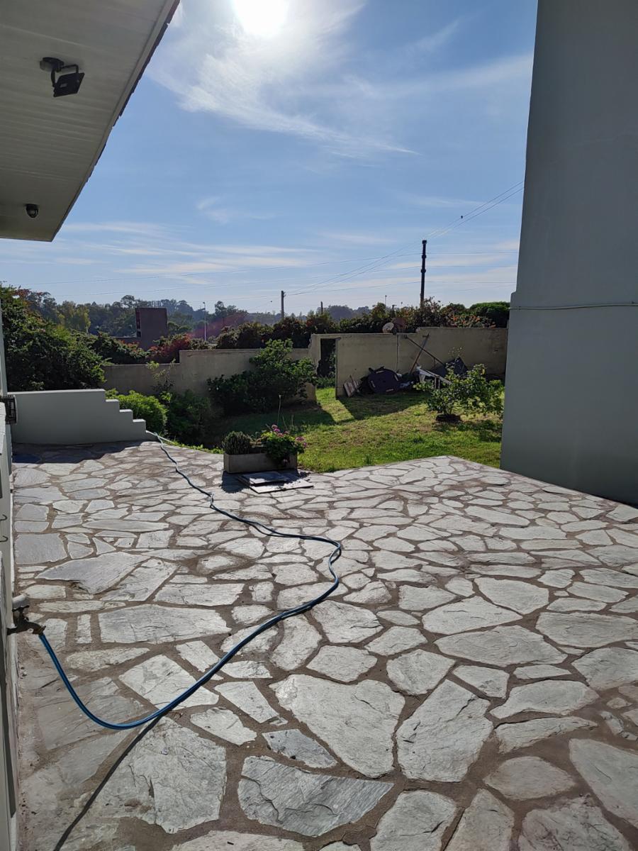 VENDO CHALET (CALLE 55 C/32) NECOCHEA · Necochea — foto 10