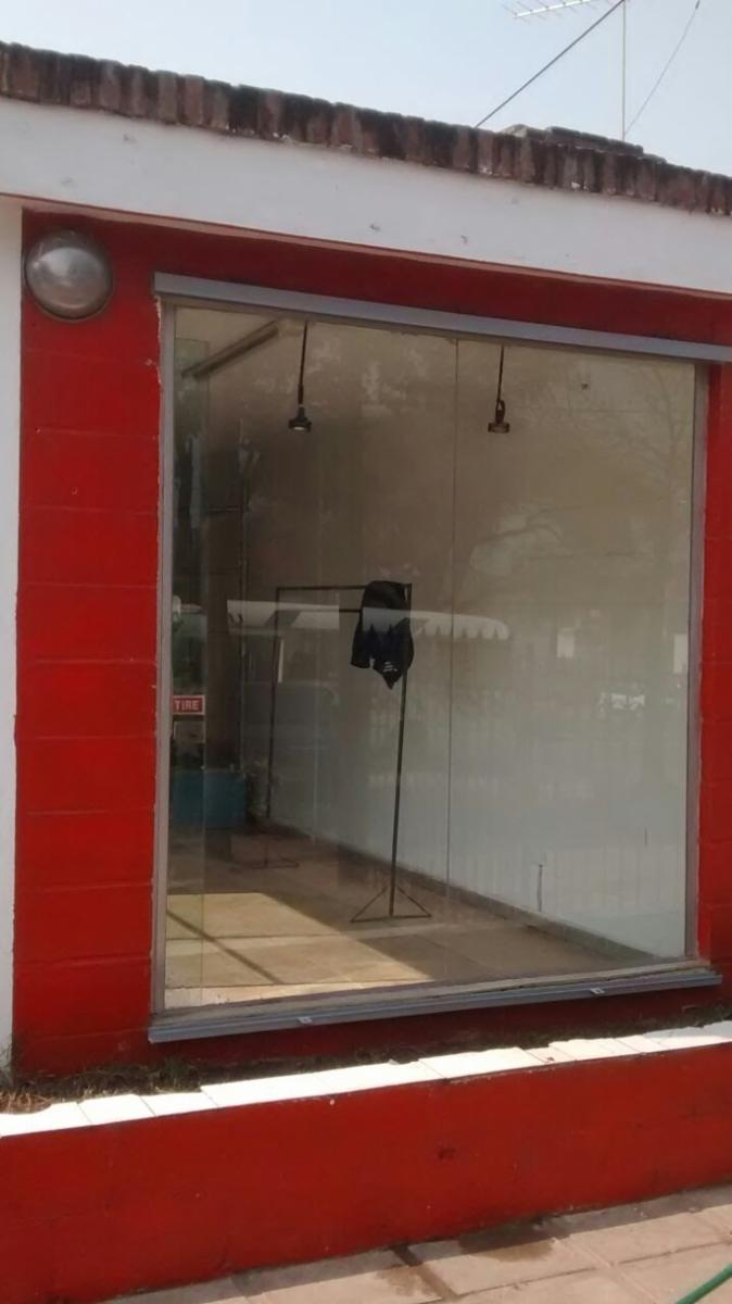 VENDO LOCAL COMERCIAL-AV ENRIQUE BODEREAU 9500-VILLA ALLENDE PARQUE