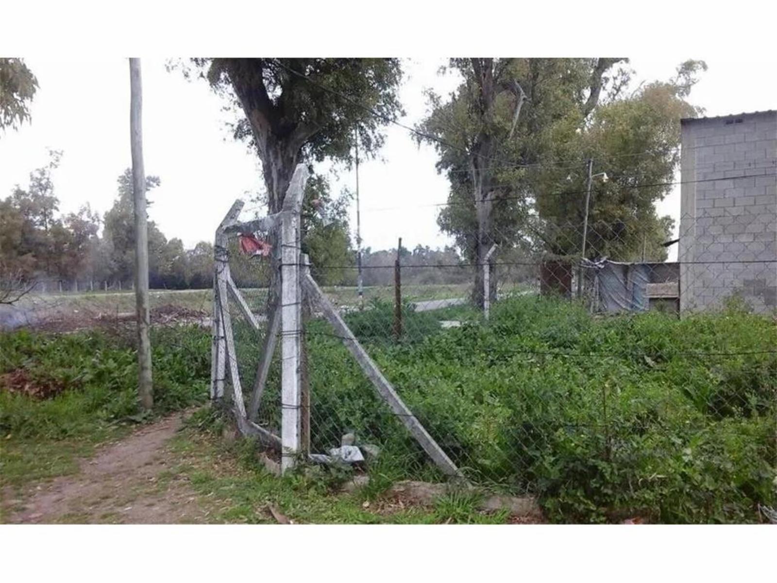 Avenida de la Rivera 2300 · Moreno — foto 3