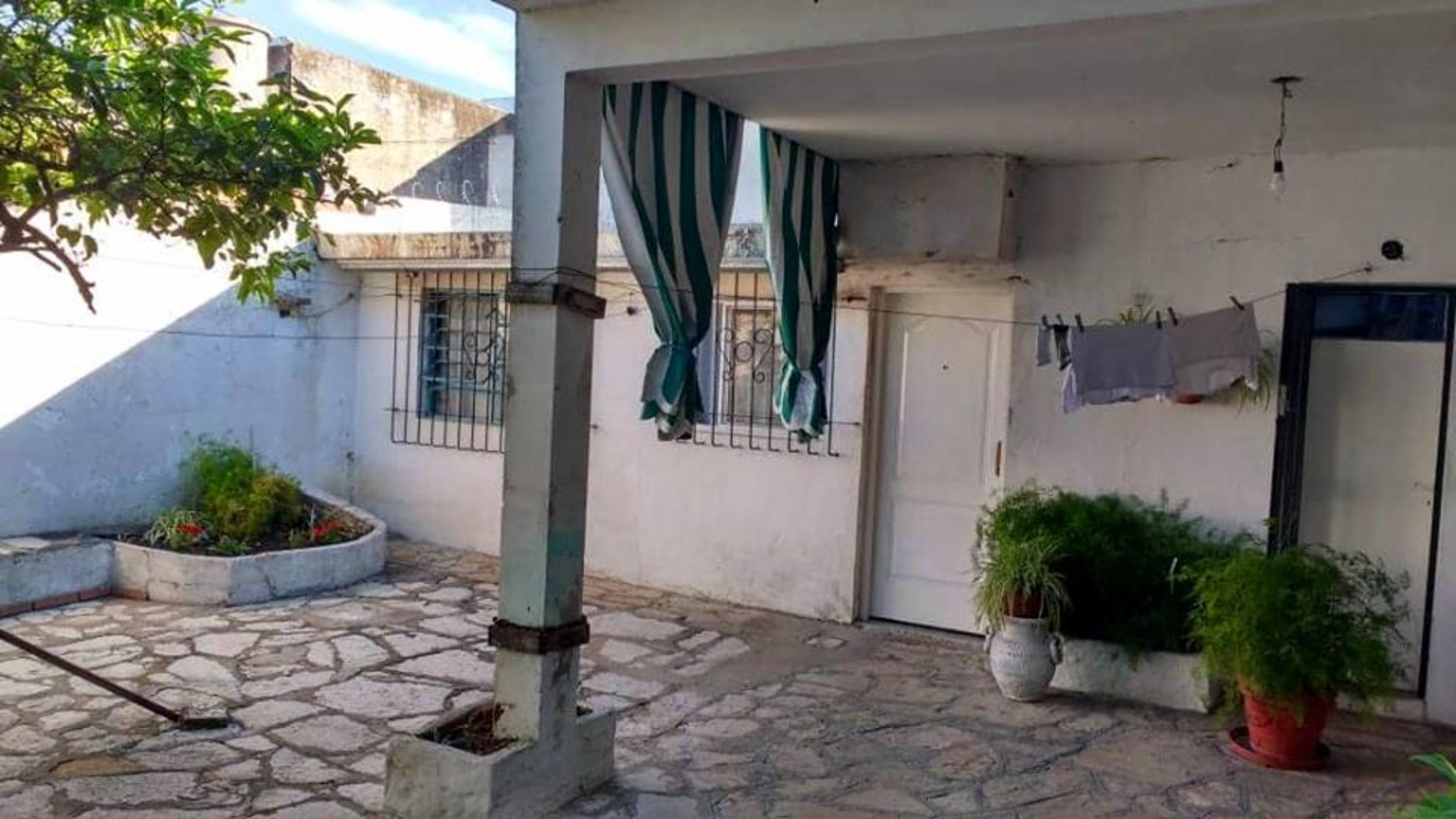 INTENDENTE AGUERO 385 · Morón — foto 11