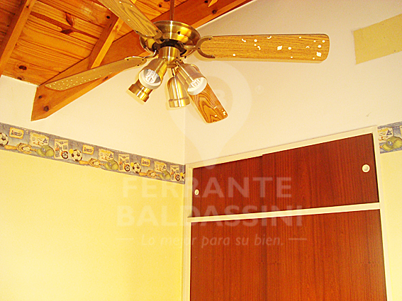 Carlos Pellegrini al 1200 · Almirante Brown — foto 8