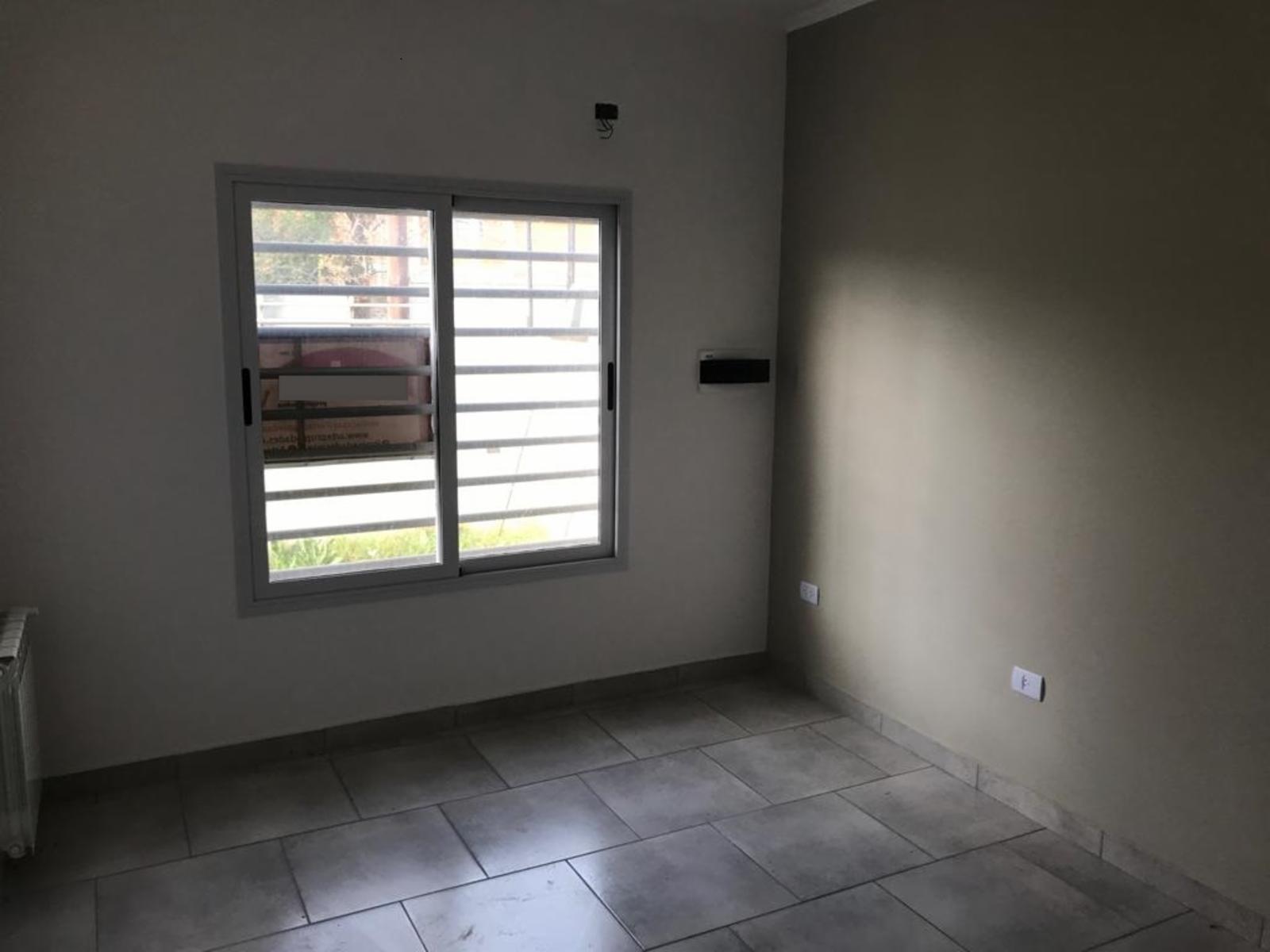 Insausti 1000 · Luján — foto 6