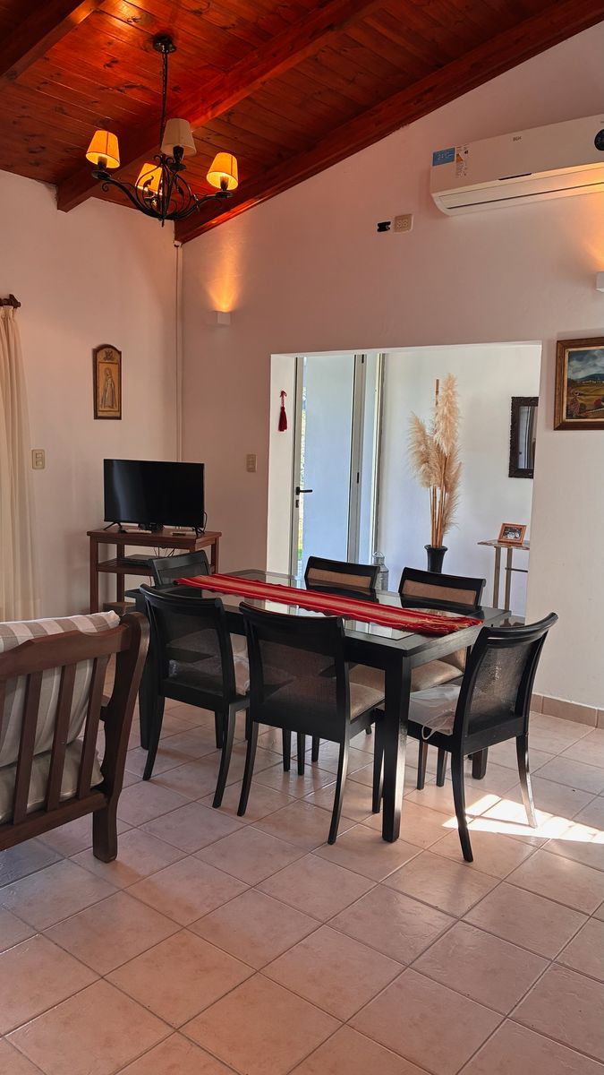 EN VENTA CASA 3 DORMITORIOS AMOBLADA EN LA SALA · Capital — foto 12
