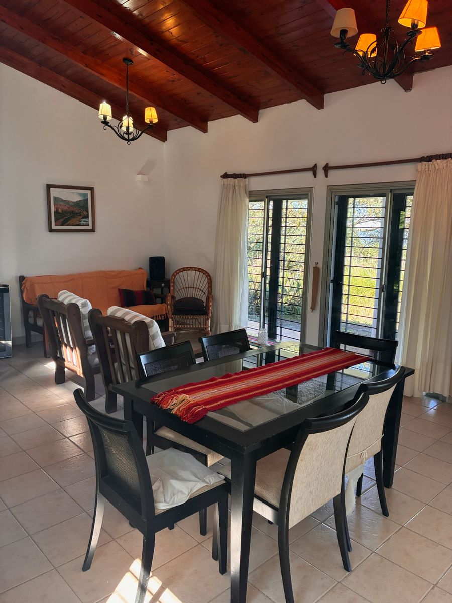 EN VENTA CASA 3 DORMITORIOS AMOBLADA EN LA SALA · Capital — foto 8