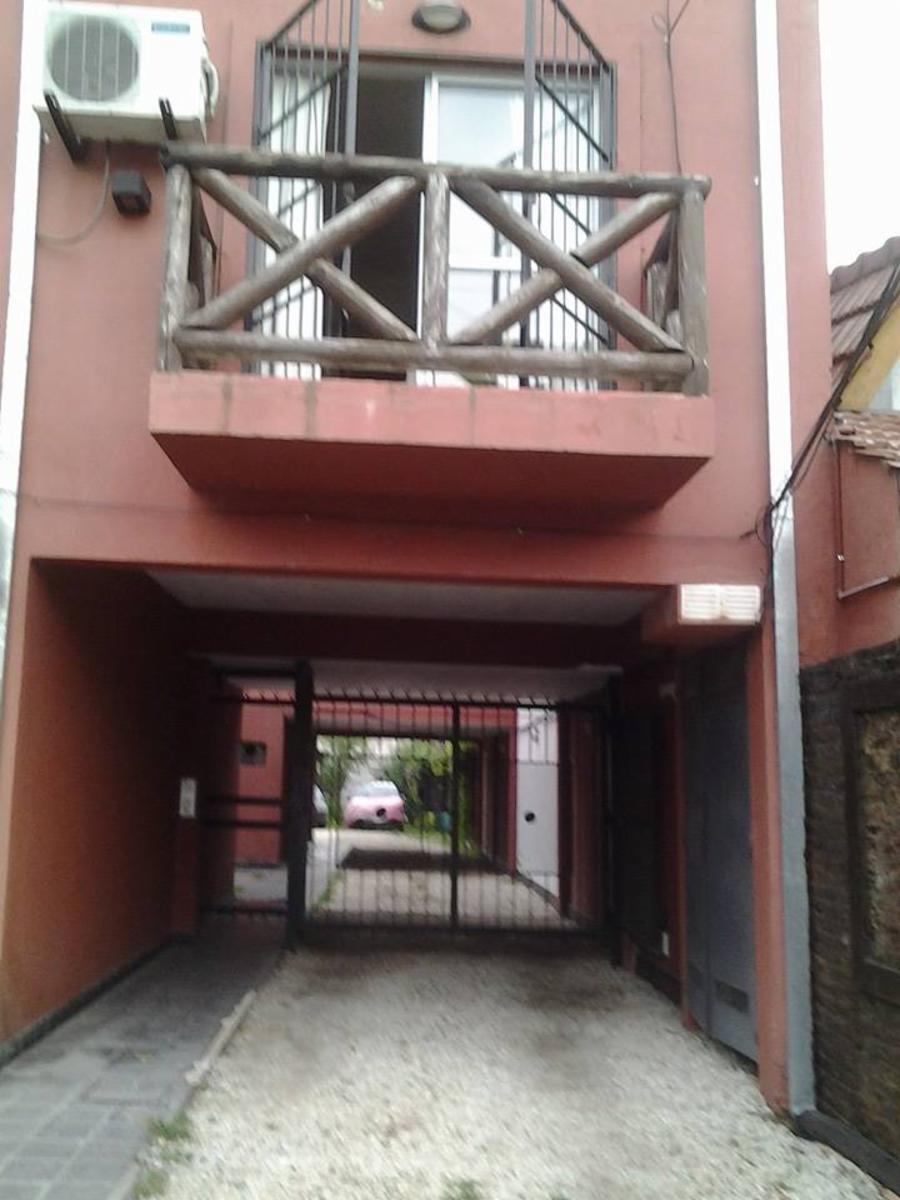 Hipolito Irigoyen 1180 · Pilar — foto 4