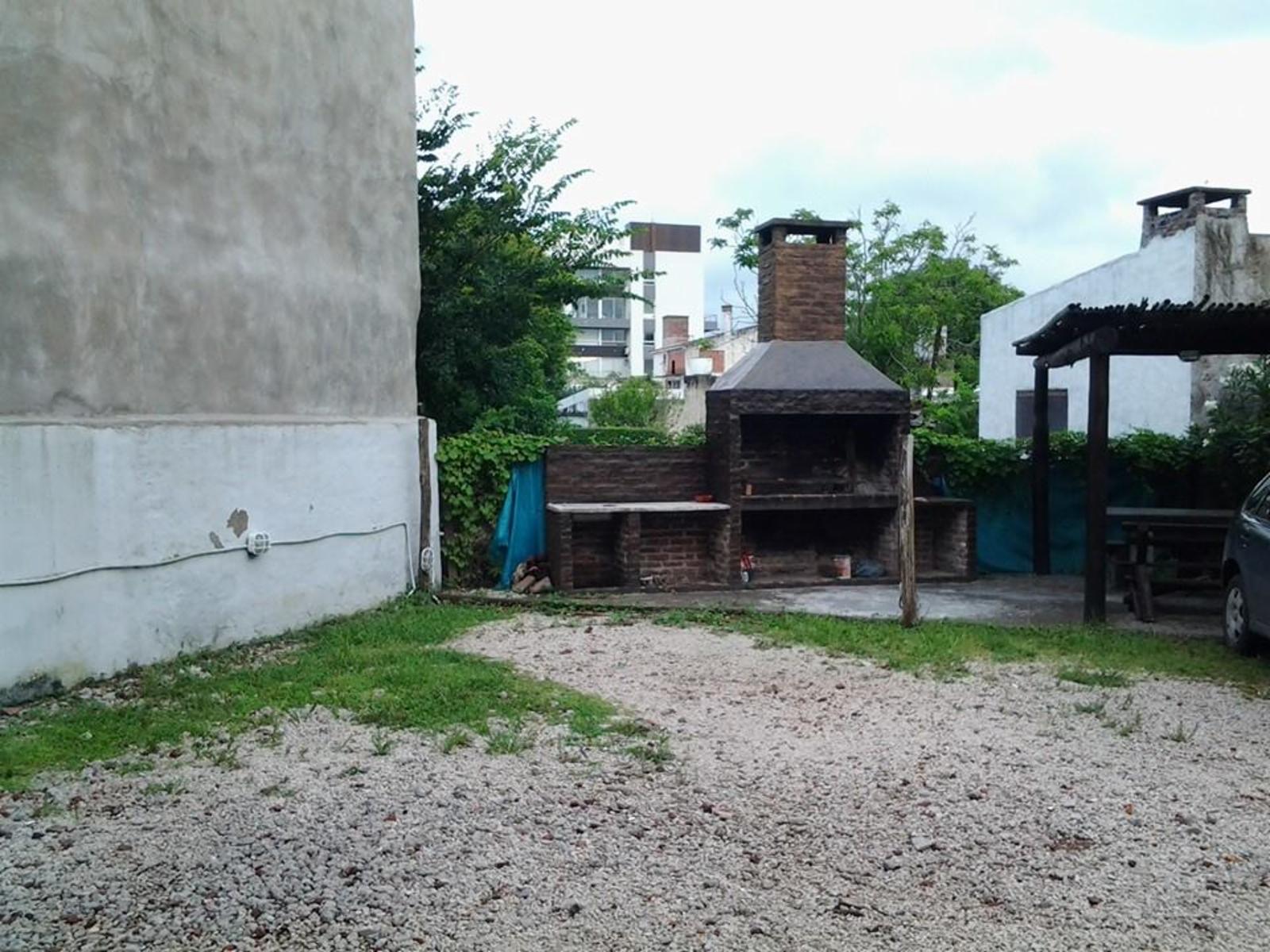 Hipolito Irigoyen 1180 · Pilar — foto 5