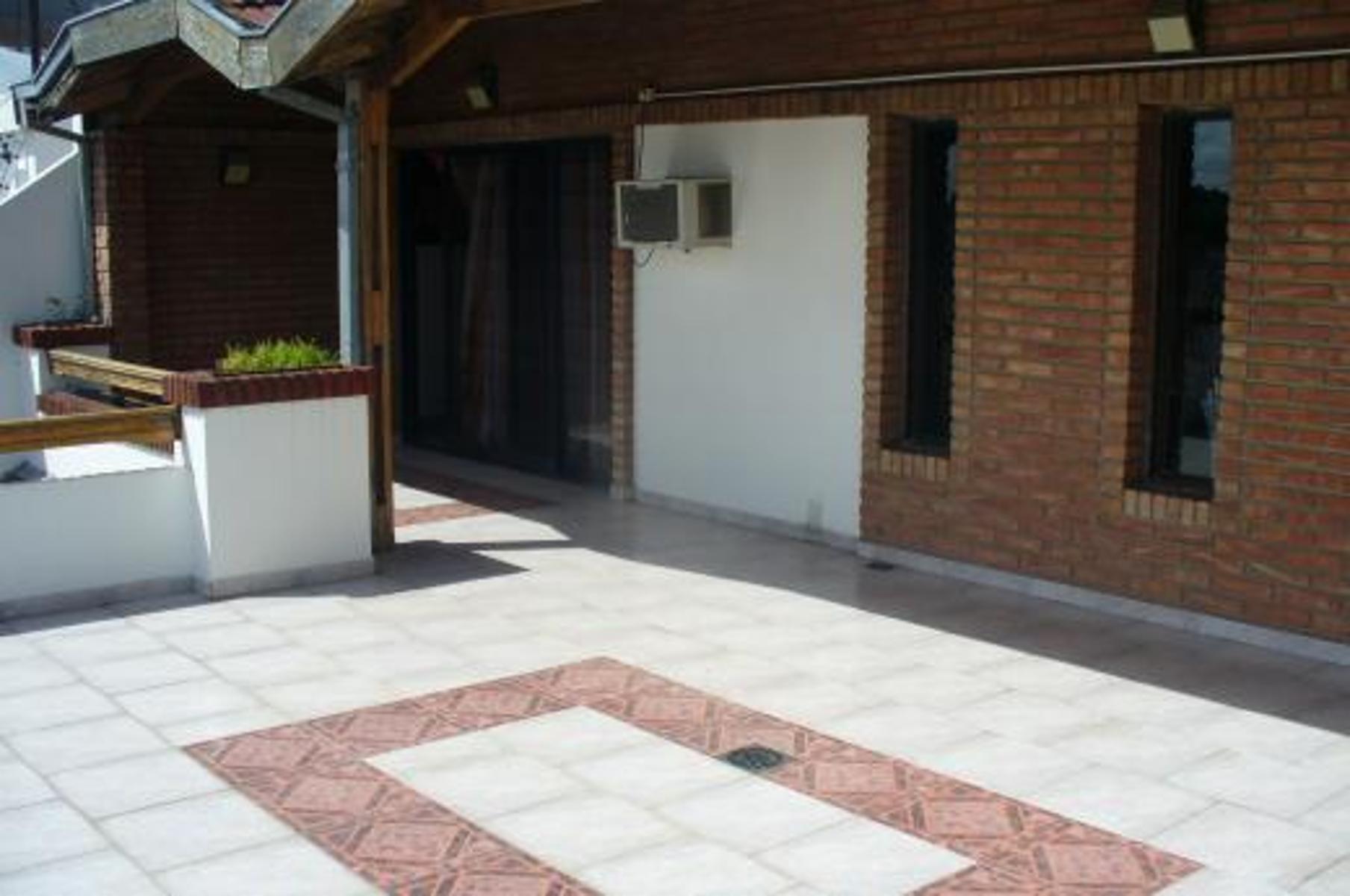 LA CAUTIVA 6100 · Tres De Febrero — foto 16