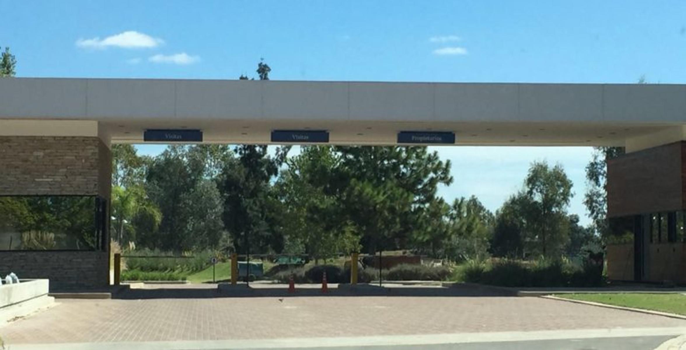 Los robles 3000, canning, buenos aires · Ezeiza — foto 4