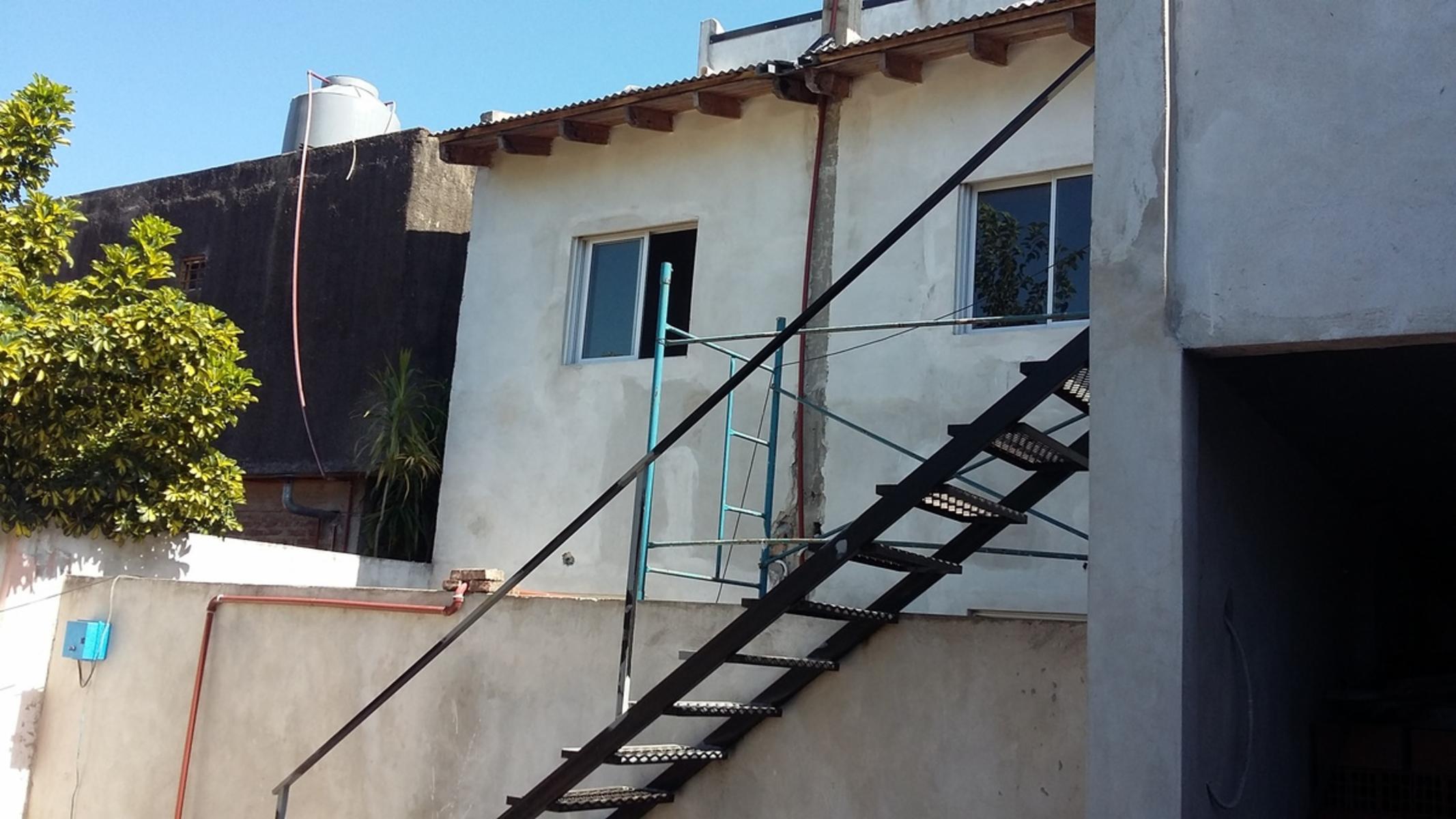 SANTA FE 735 · San Miguel — foto 4