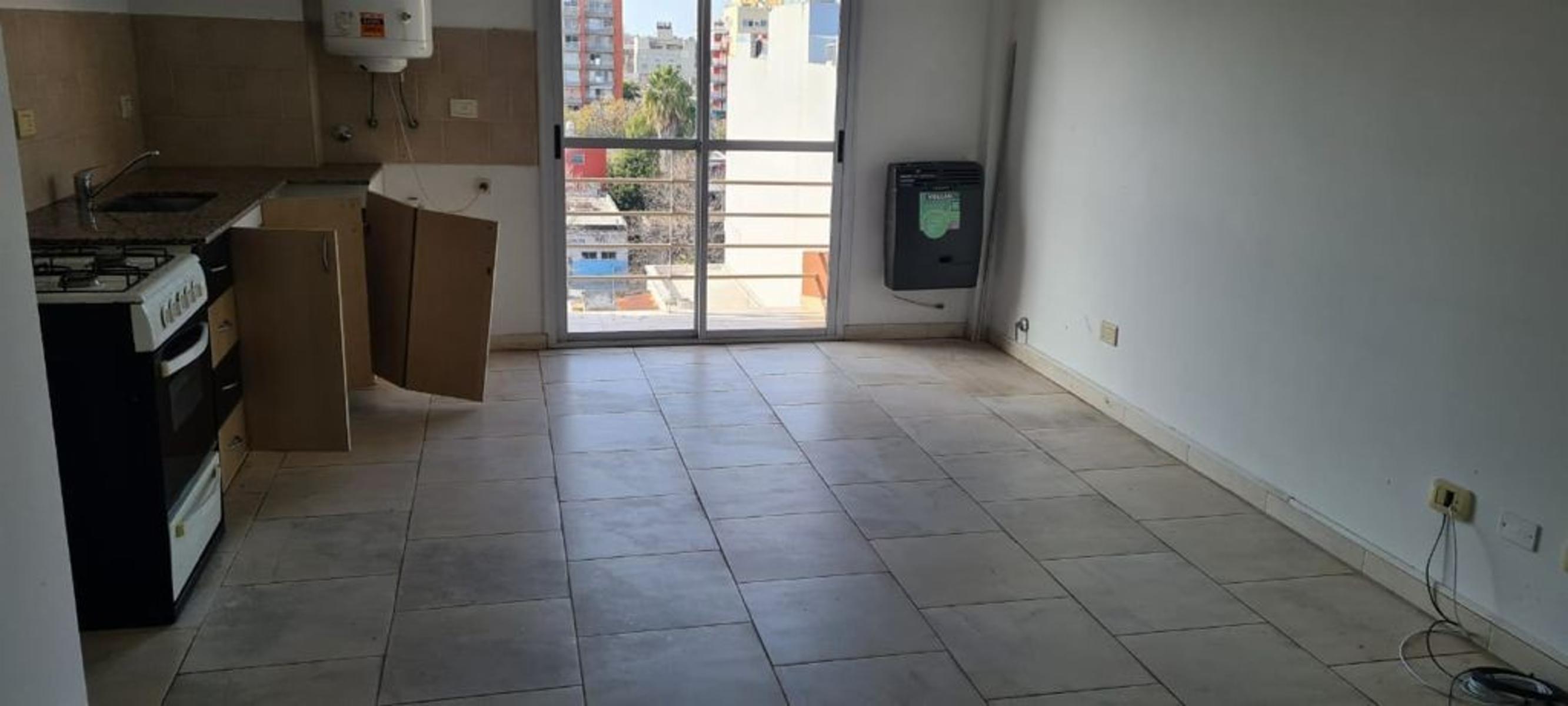 25 DE MAYO 850 · Morón — foto 9