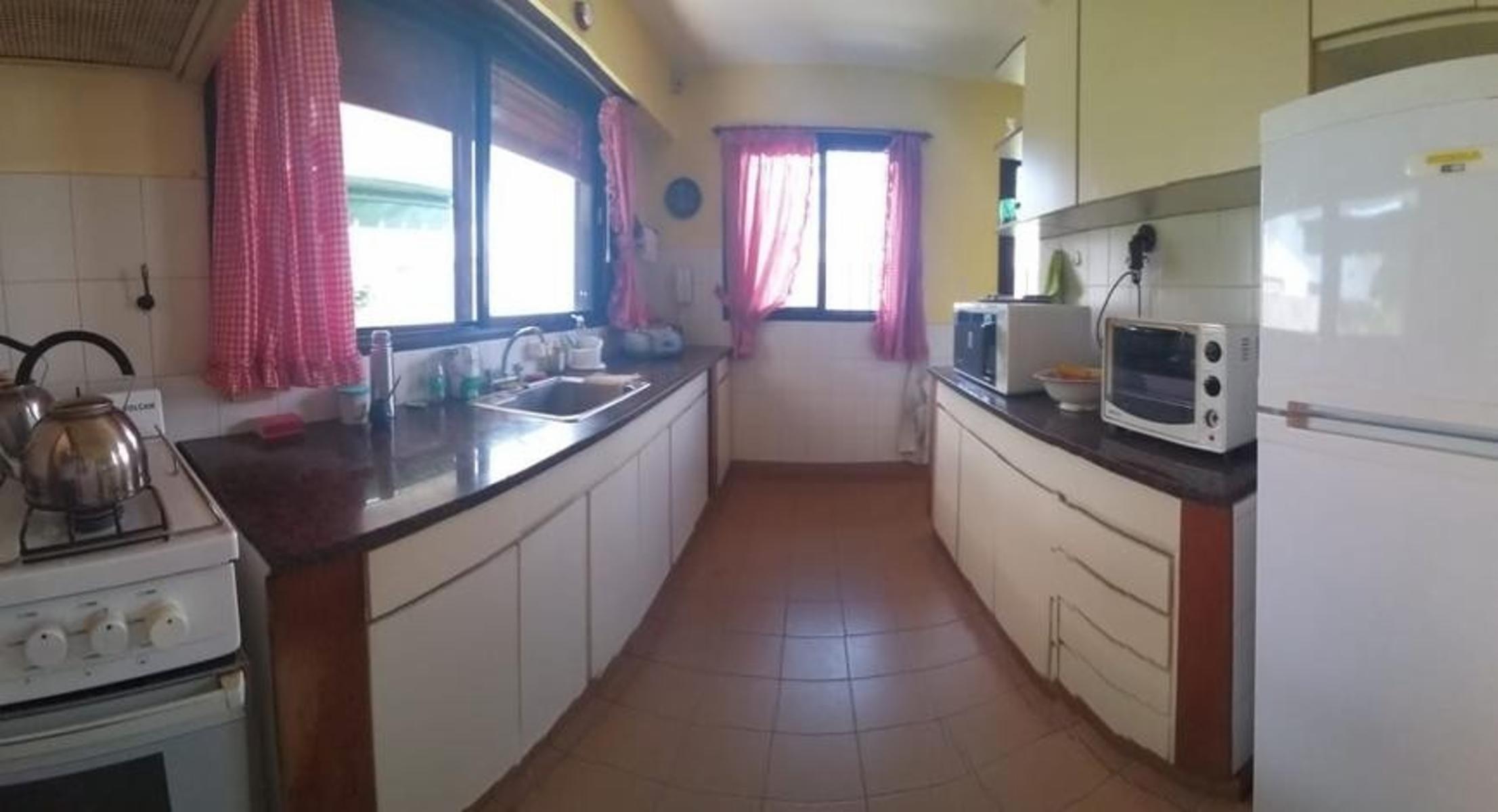 Ramos Mejia 400 · Moreno — foto 24