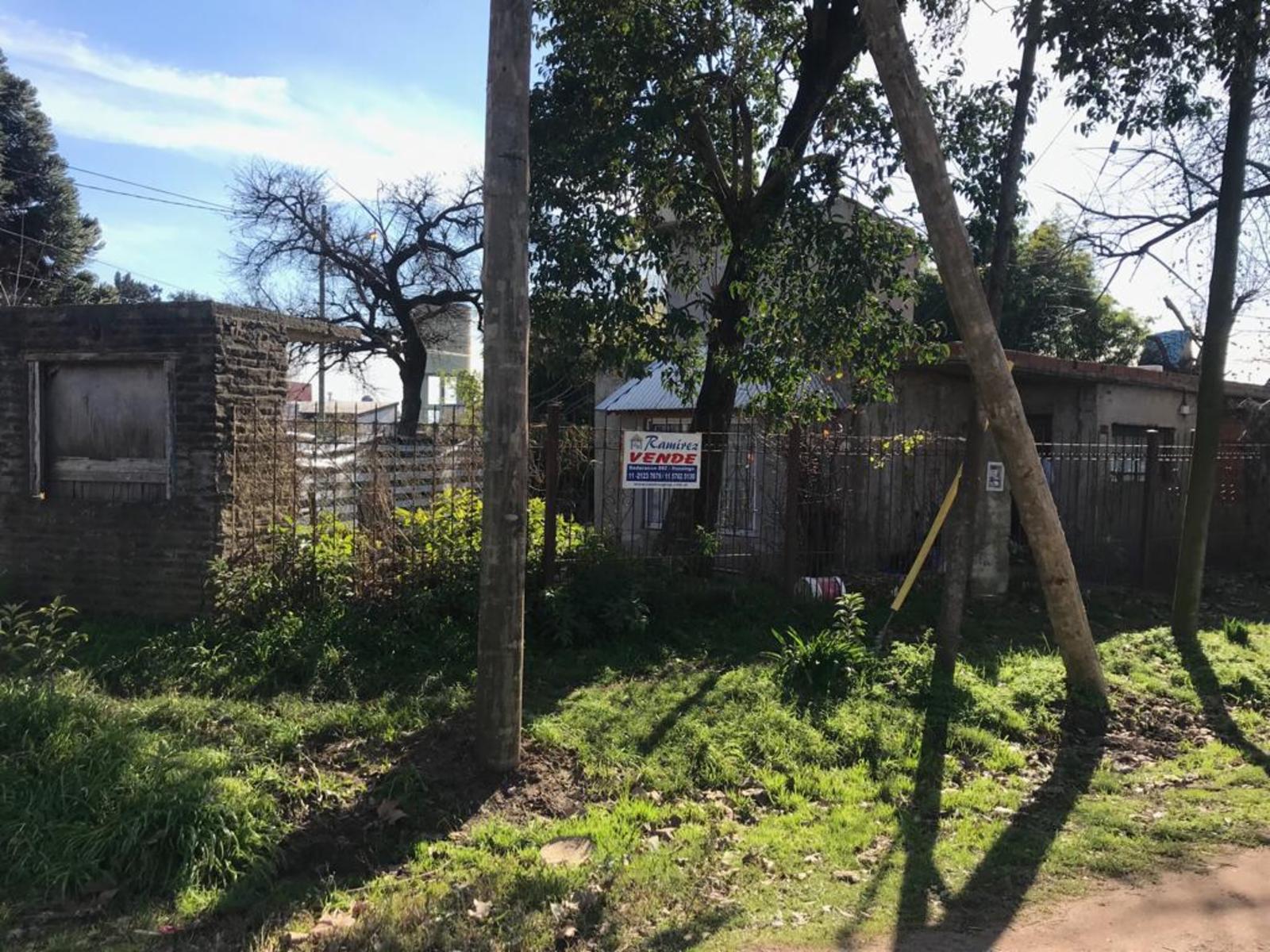 Casa 3 amb. En Venta - Moreno