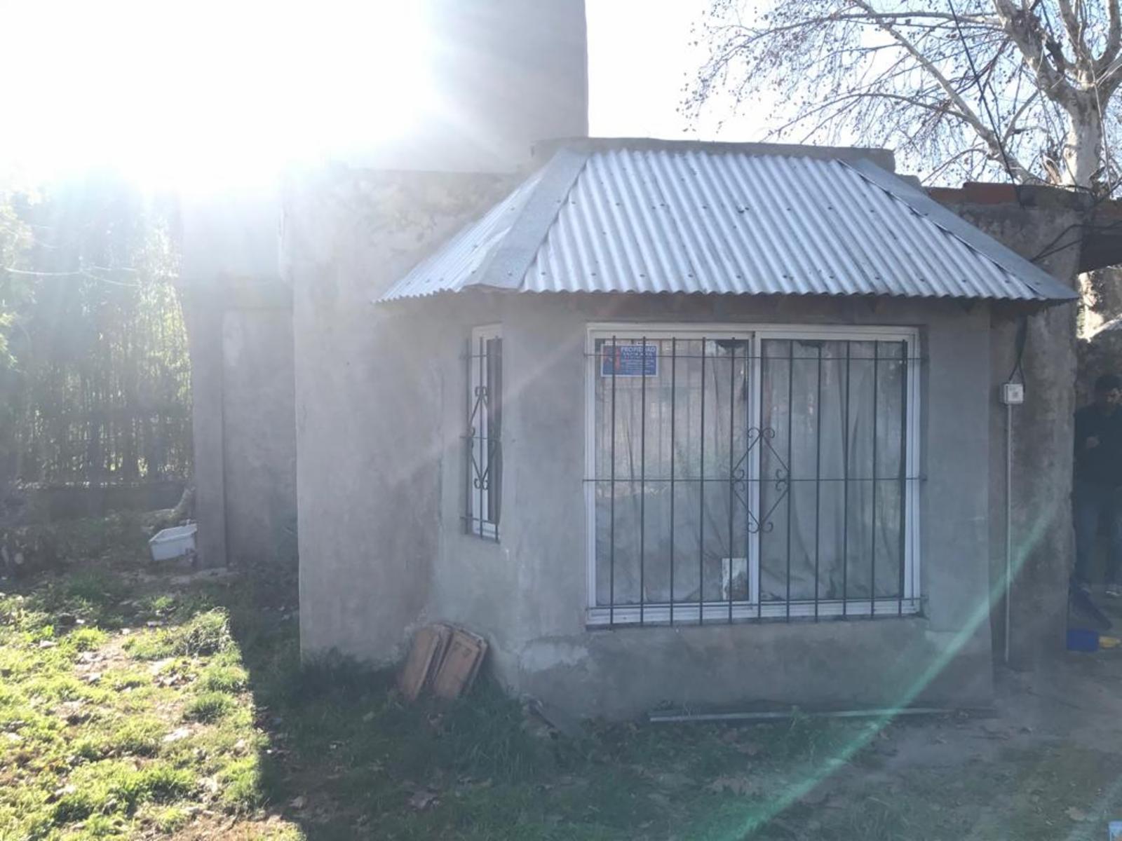 Plutarco 5500 · Moreno — foto 3
