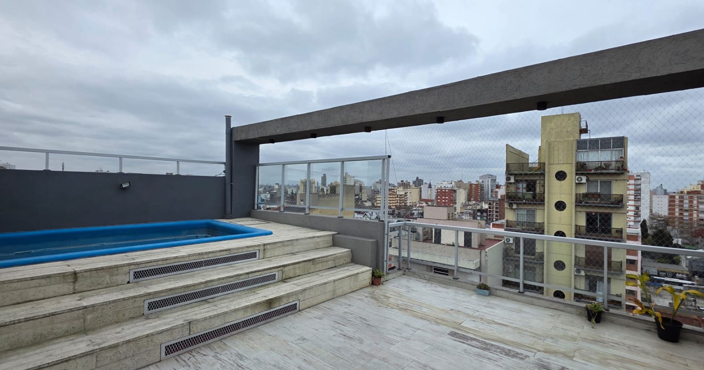IBERLUCEA 3053 · Lanús — foto 8