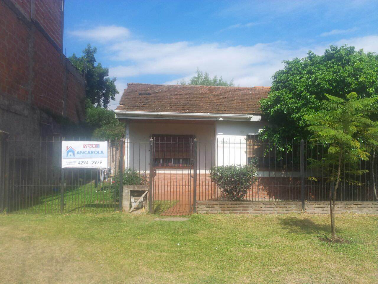 Casa a metros de Hipólito Yrigoyen