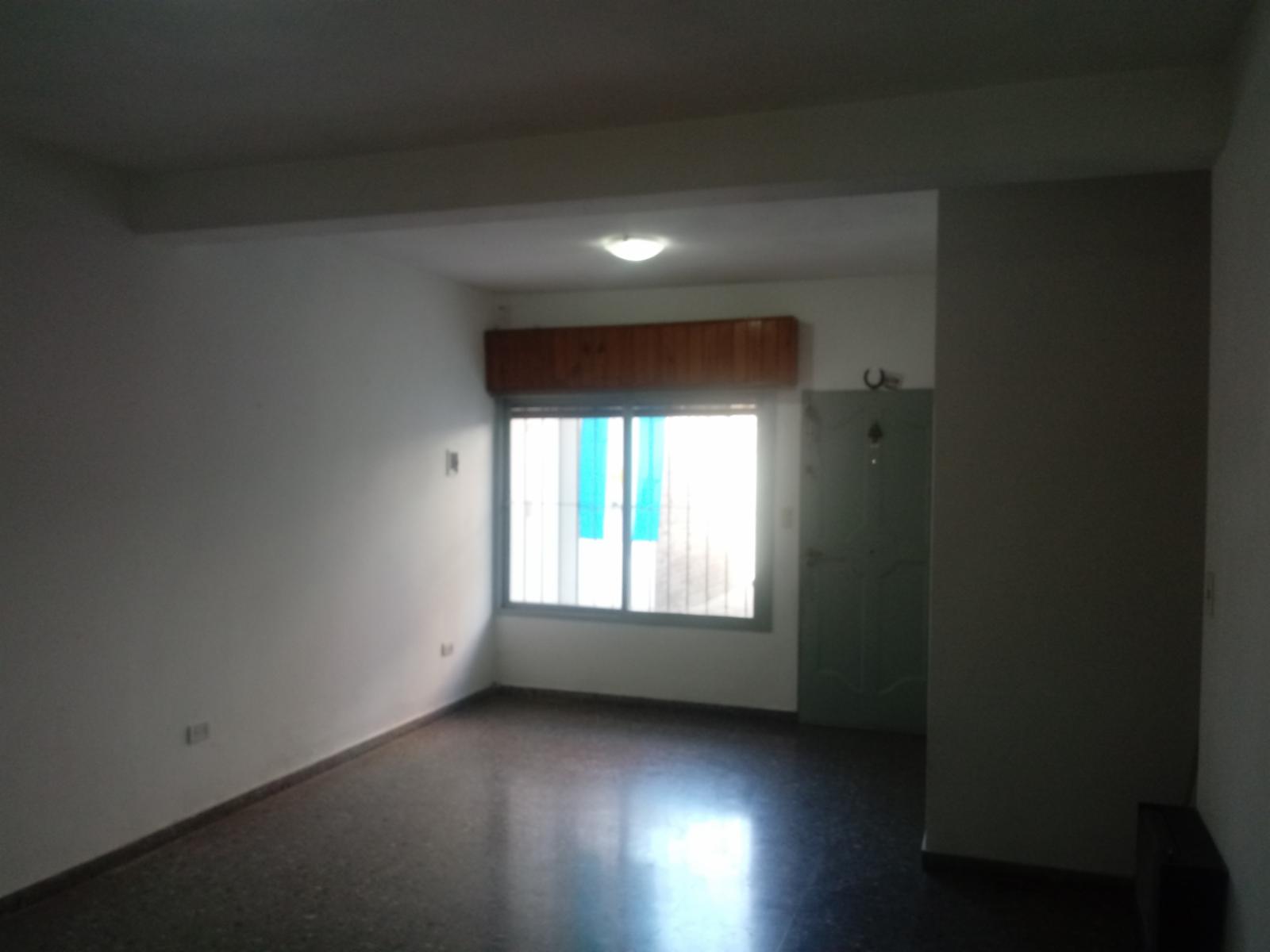 Pingles 4300 · San Martín — foto 7