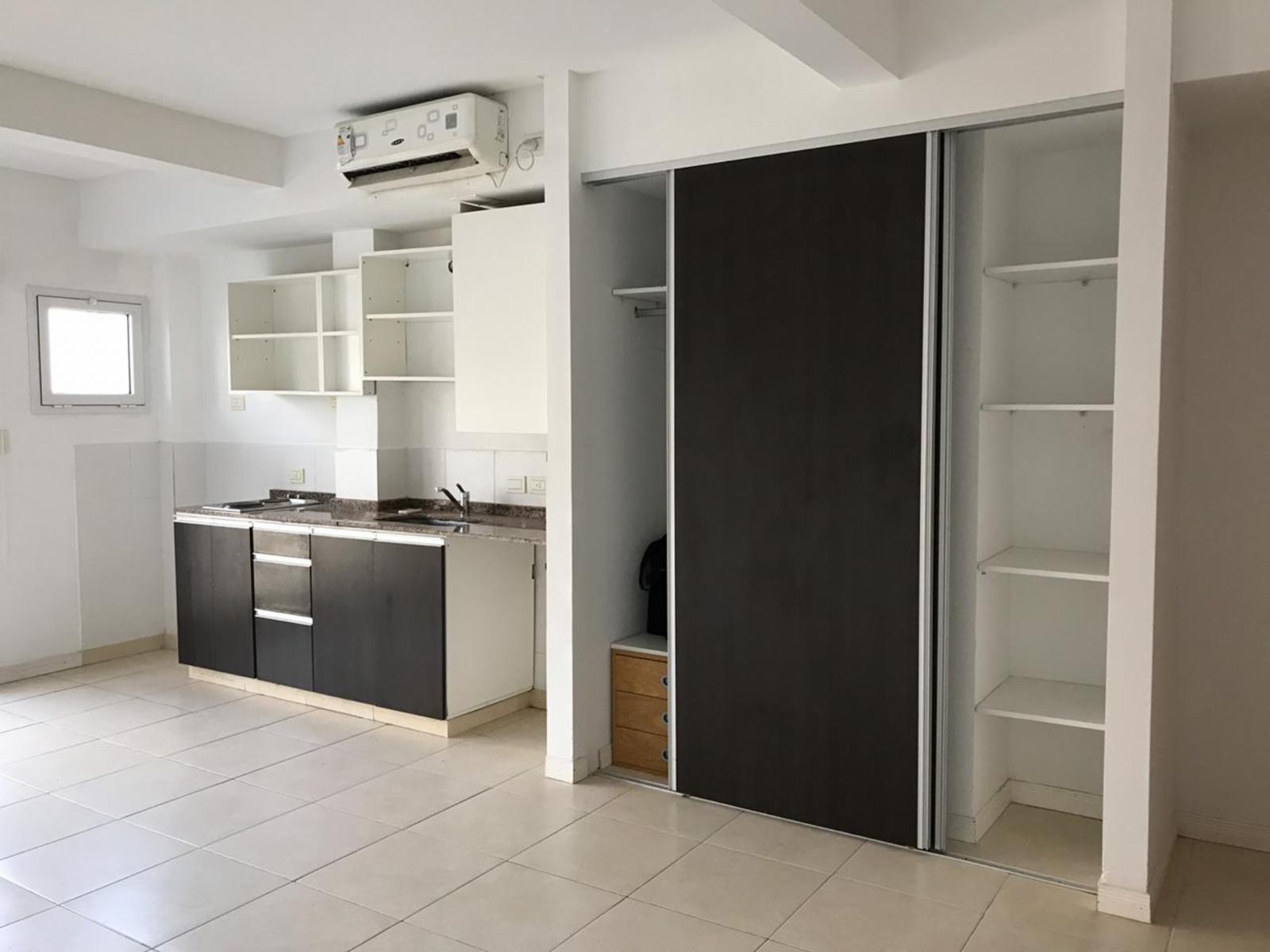 carlos a lopez 2800 · Villa Pueyrredon — foto 4