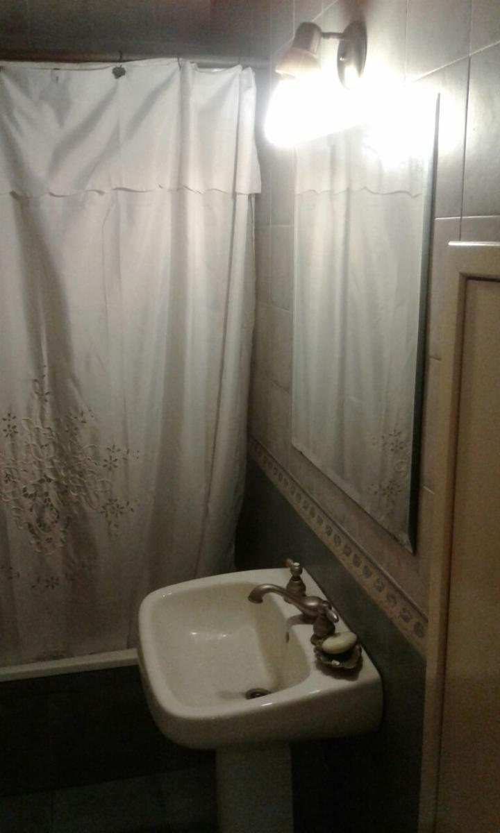 Rosales 1218 · Almirante Brown — foto 5
