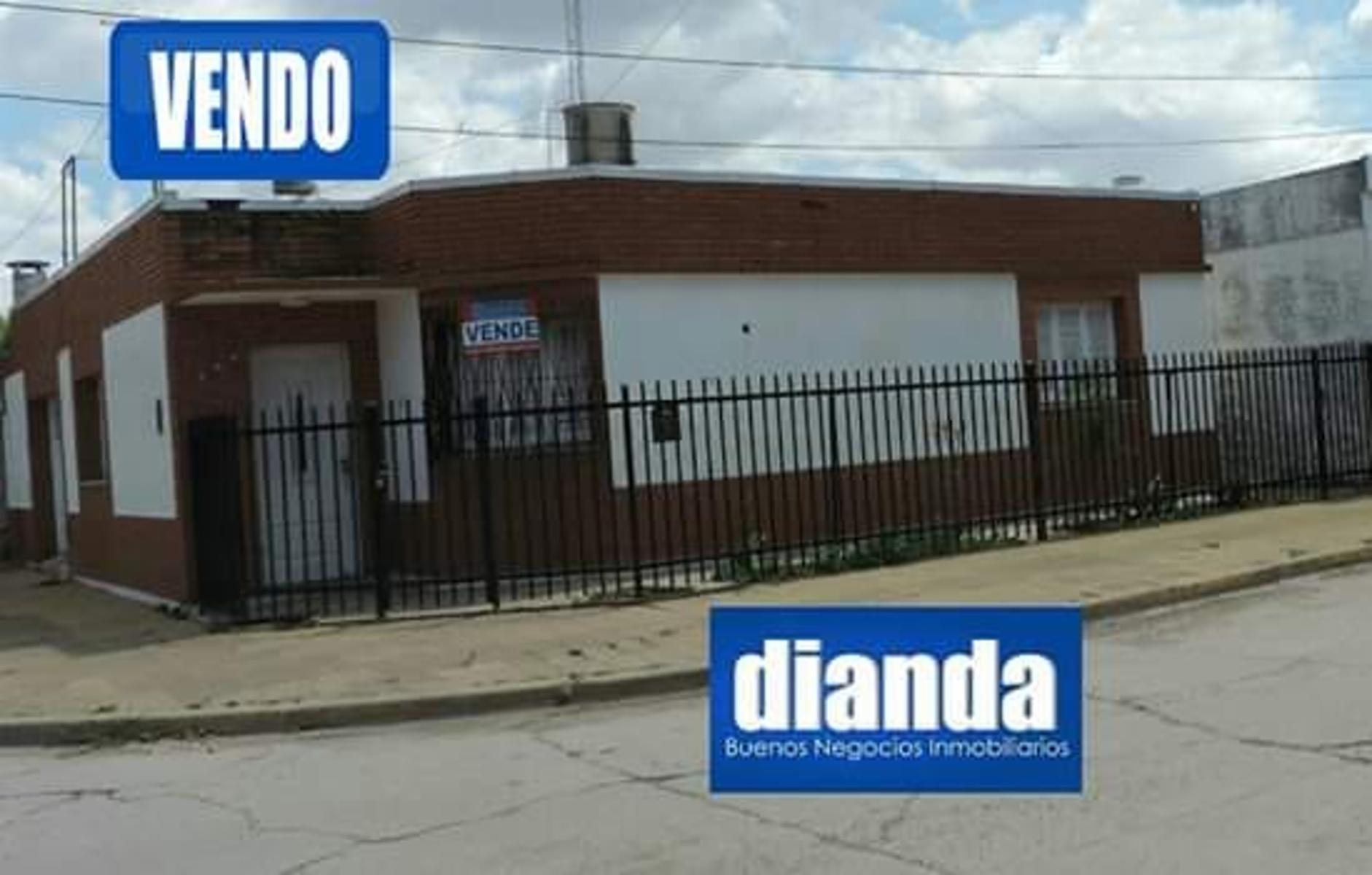 Hermosa Casa en Venta a una cuadra de la Plaza Principal
