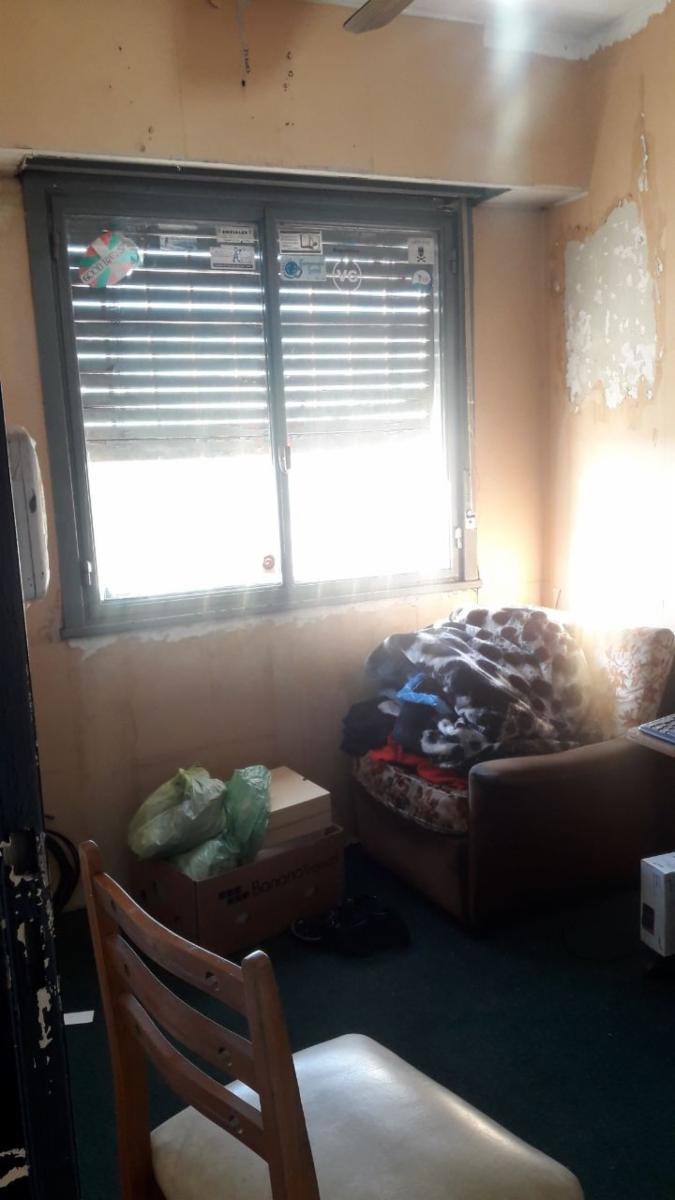 Presidente Peron 2800 · Lomas De Zamora — foto 4