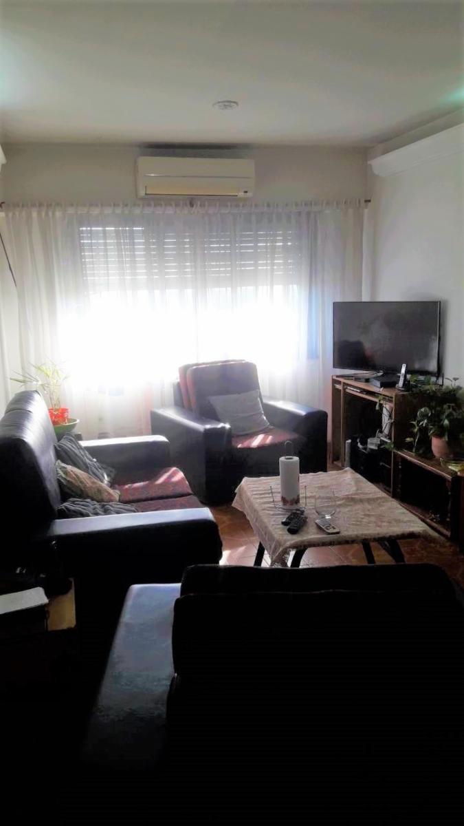 Presidente Peron 2800 · Lomas De Zamora — foto 7
