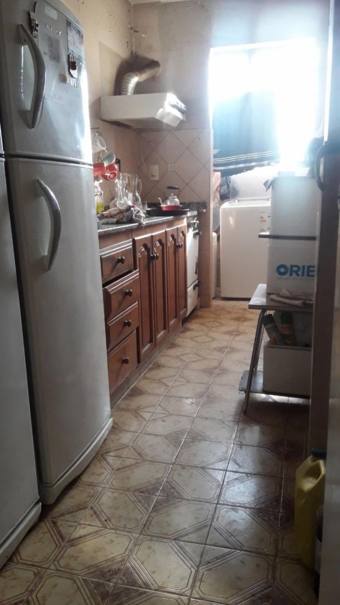 Presidente Peron 2800 · Lomas De Zamora — foto 9