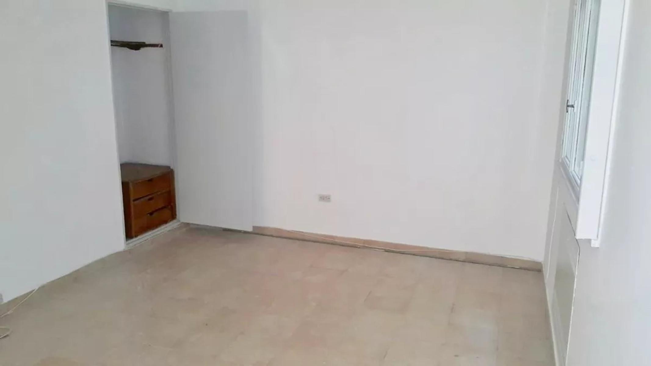 CASTELLI 36 · Balvanera — foto 6