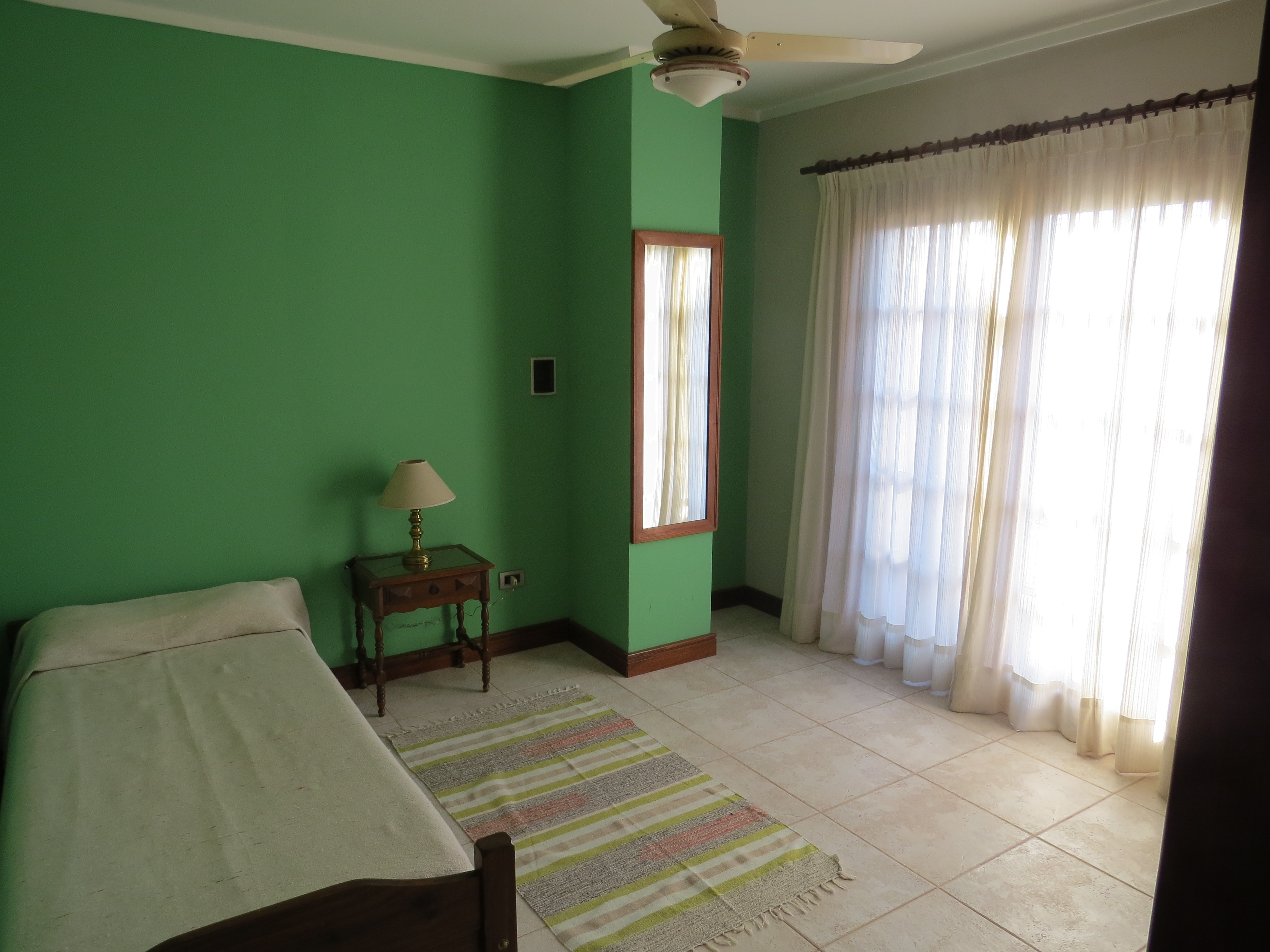 VENDO EXCEPCIONAL CASA ( CALLE 54 Y 75) ZONA TOLEDO NECOCHEA · Necochea — foto 15