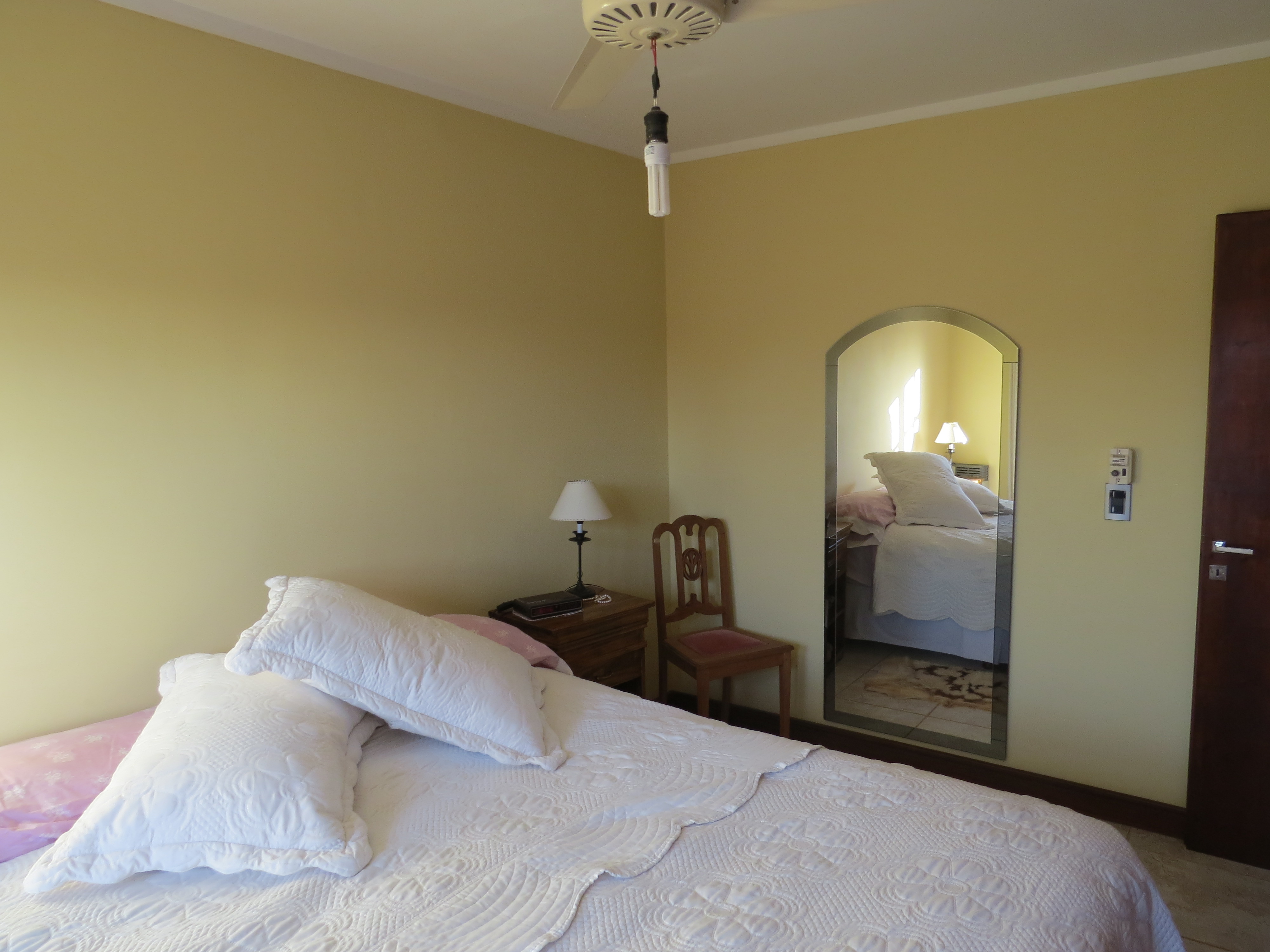 VENDO EXCEPCIONAL CASA ( CALLE 54 Y 75) ZONA TOLEDO NECOCHEA · Necochea — foto 24