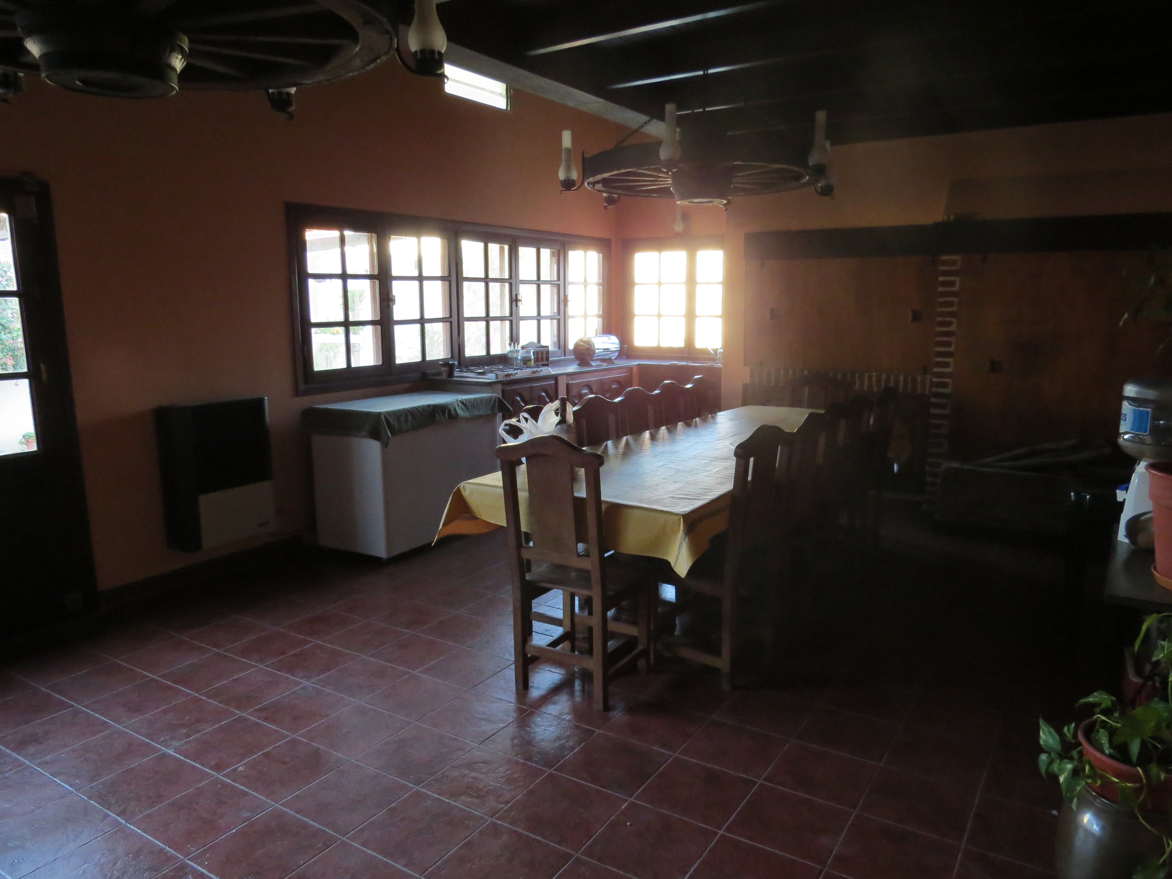 VENDO EXCEPCIONAL CASA ( CALLE 54 Y 75) ZONA TOLEDO NECOCHEA · Necochea — foto 35
