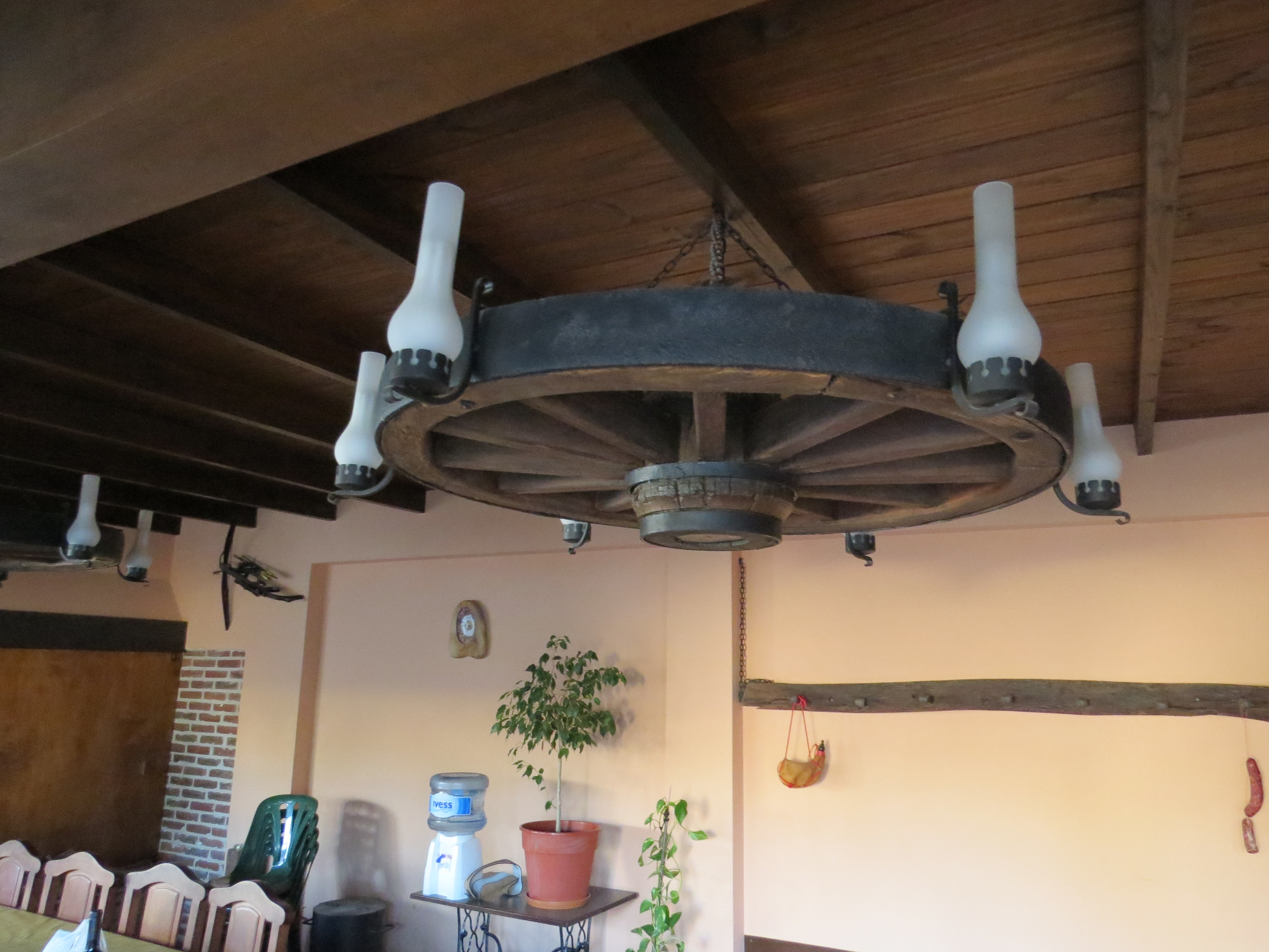 VENDO EXCEPCIONAL CASA ( CALLE 54 Y 75) ZONA TOLEDO NECOCHEA · Necochea — foto 37