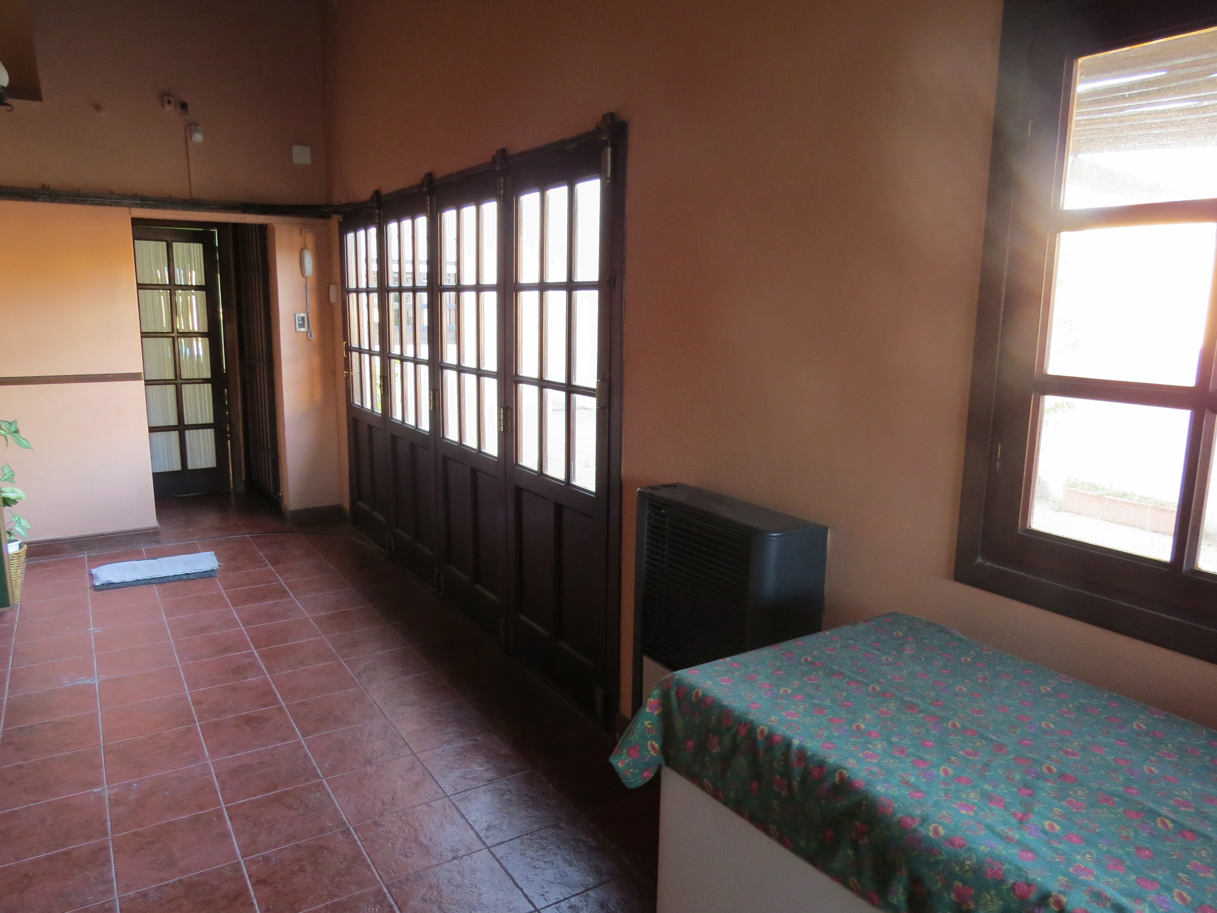 VENDO EXCEPCIONAL CASA ( CALLE 54 Y 75) ZONA TOLEDO NECOCHEA · Necochea — foto 39