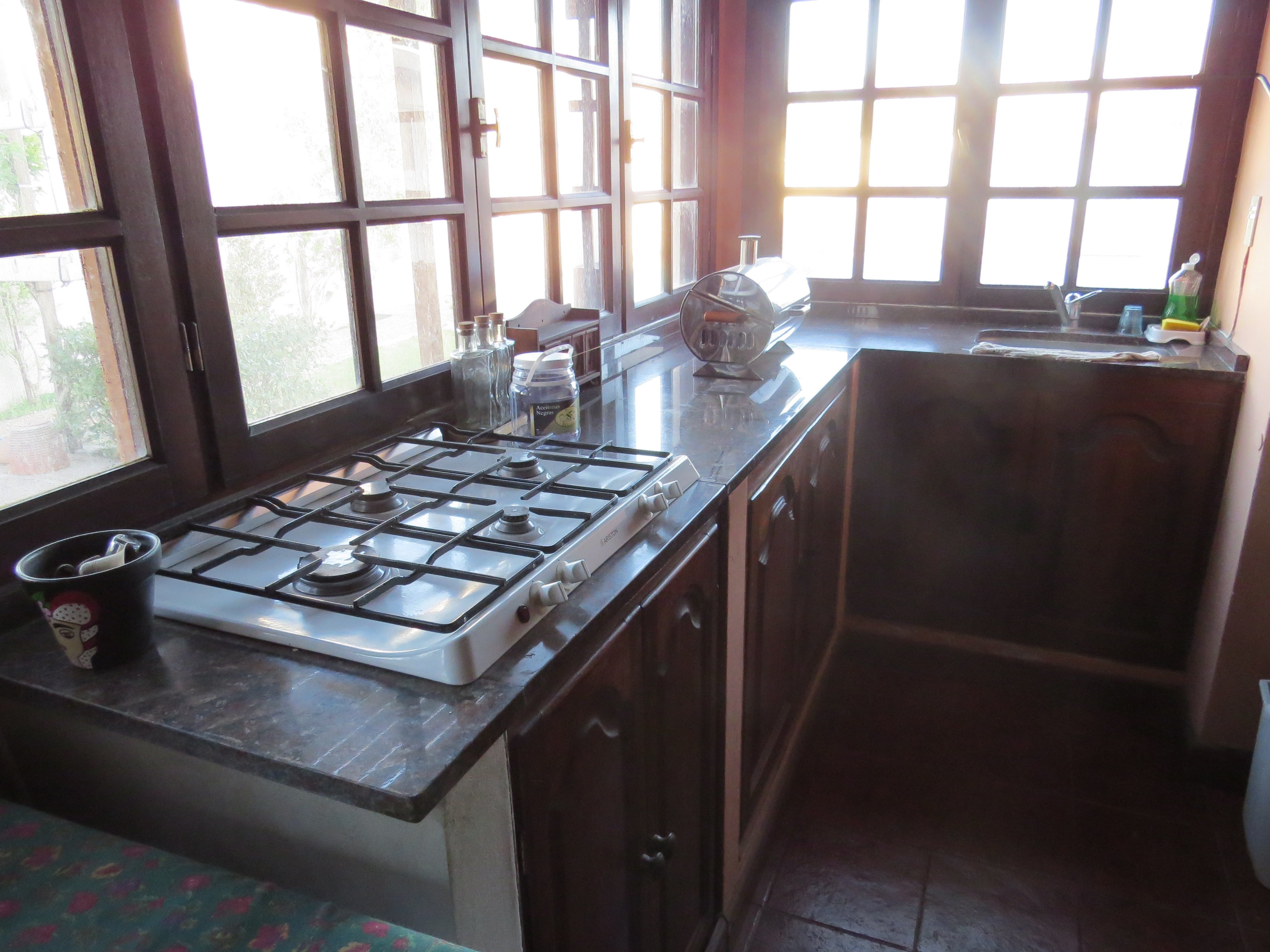 VENDO EXCEPCIONAL CASA ( CALLE 54 Y 75) ZONA TOLEDO NECOCHEA · Necochea — foto 40
