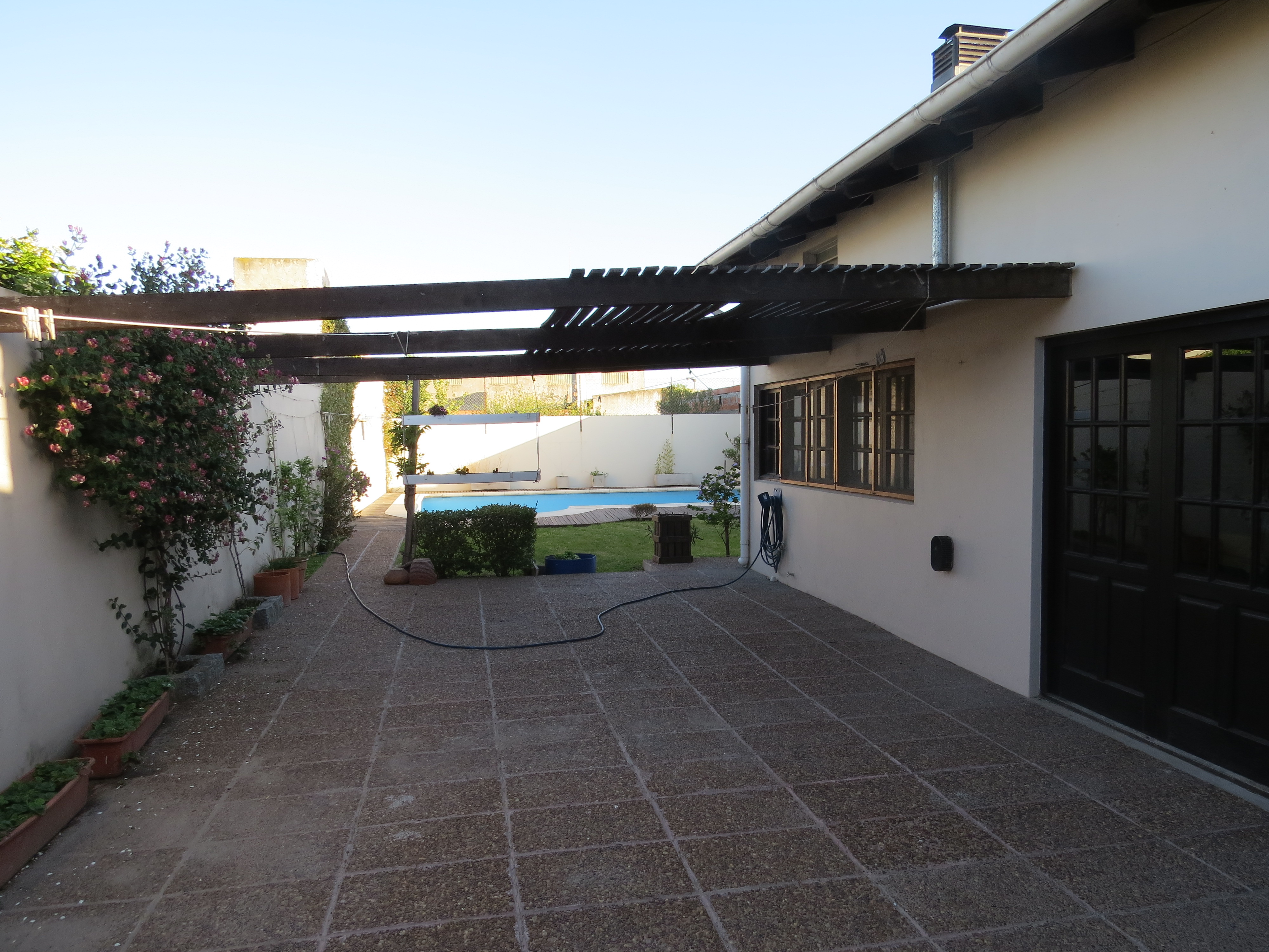 VENDO EXCEPCIONAL CASA ( CALLE 54 Y 75) ZONA TOLEDO NECOCHEA · Necochea — foto 41