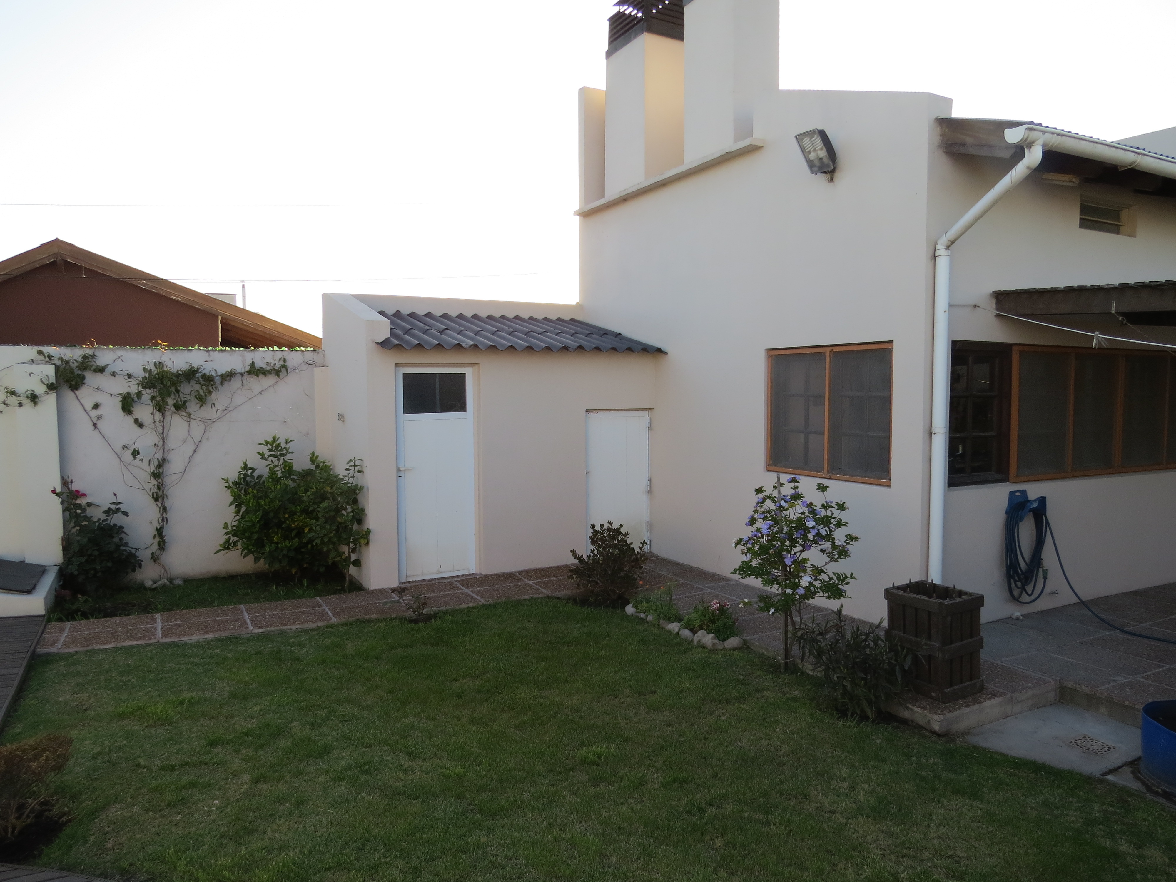 VENDO EXCEPCIONAL CASA ( CALLE 54 Y 75) ZONA TOLEDO NECOCHEA · Necochea — foto 43