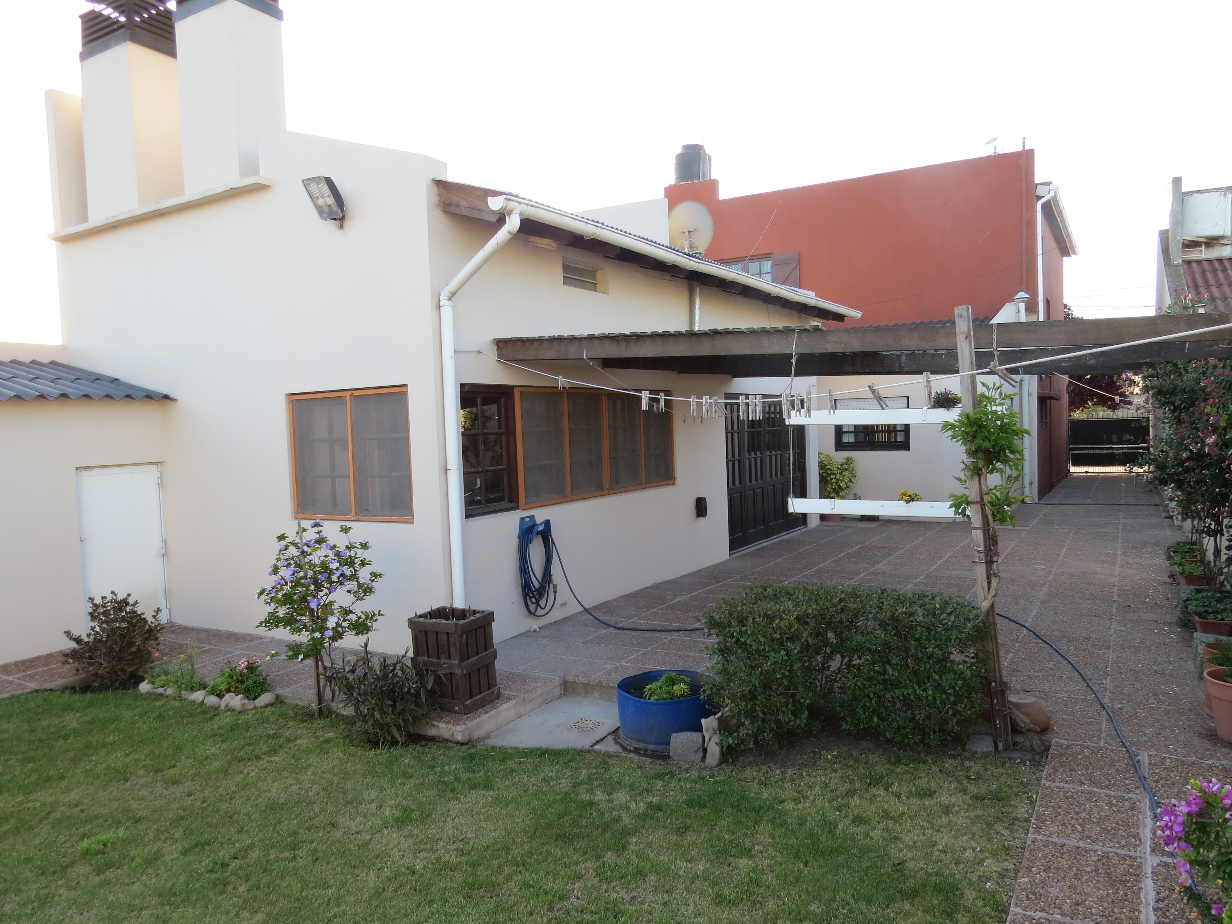 VENDO EXCEPCIONAL CASA ( CALLE 54 Y 75) ZONA TOLEDO NECOCHEA · Necochea — foto 48
