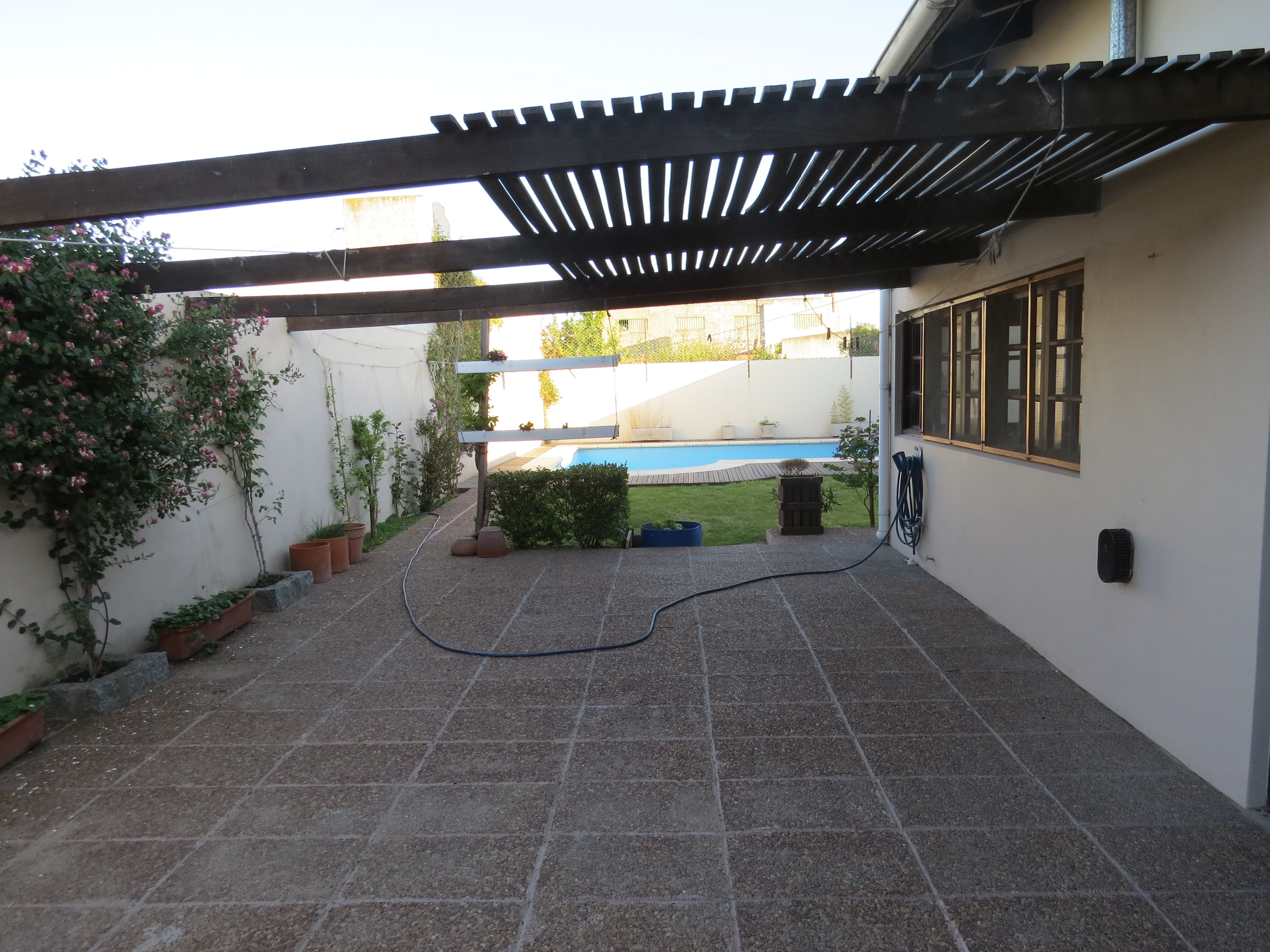 VENDO EXCEPCIONAL CASA ( CALLE 54 Y 75) ZONA TOLEDO NECOCHEA · Necochea — foto 52