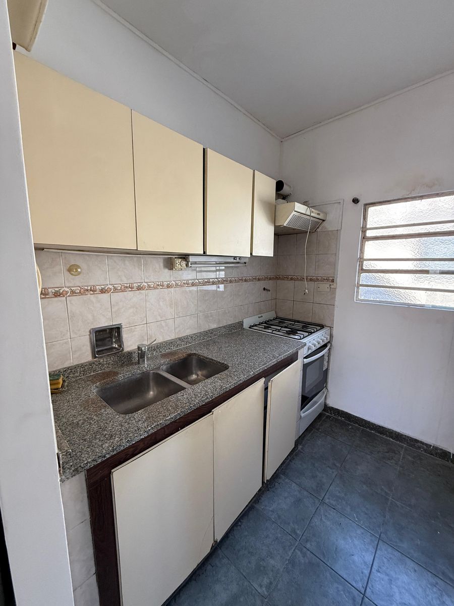 BRITO 2287 · Lomas De Zamora — foto 3