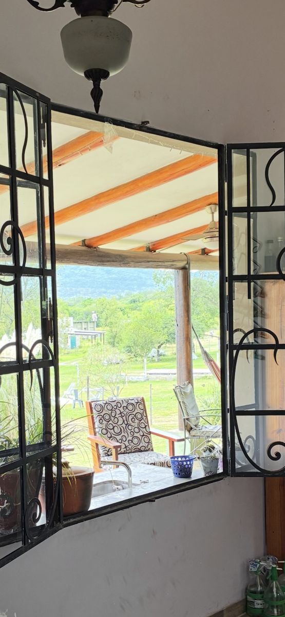 ALQUILER ANUAL EN TAPIA CASA CON PILETA MÁS CABAÑA · Trancas — foto 9