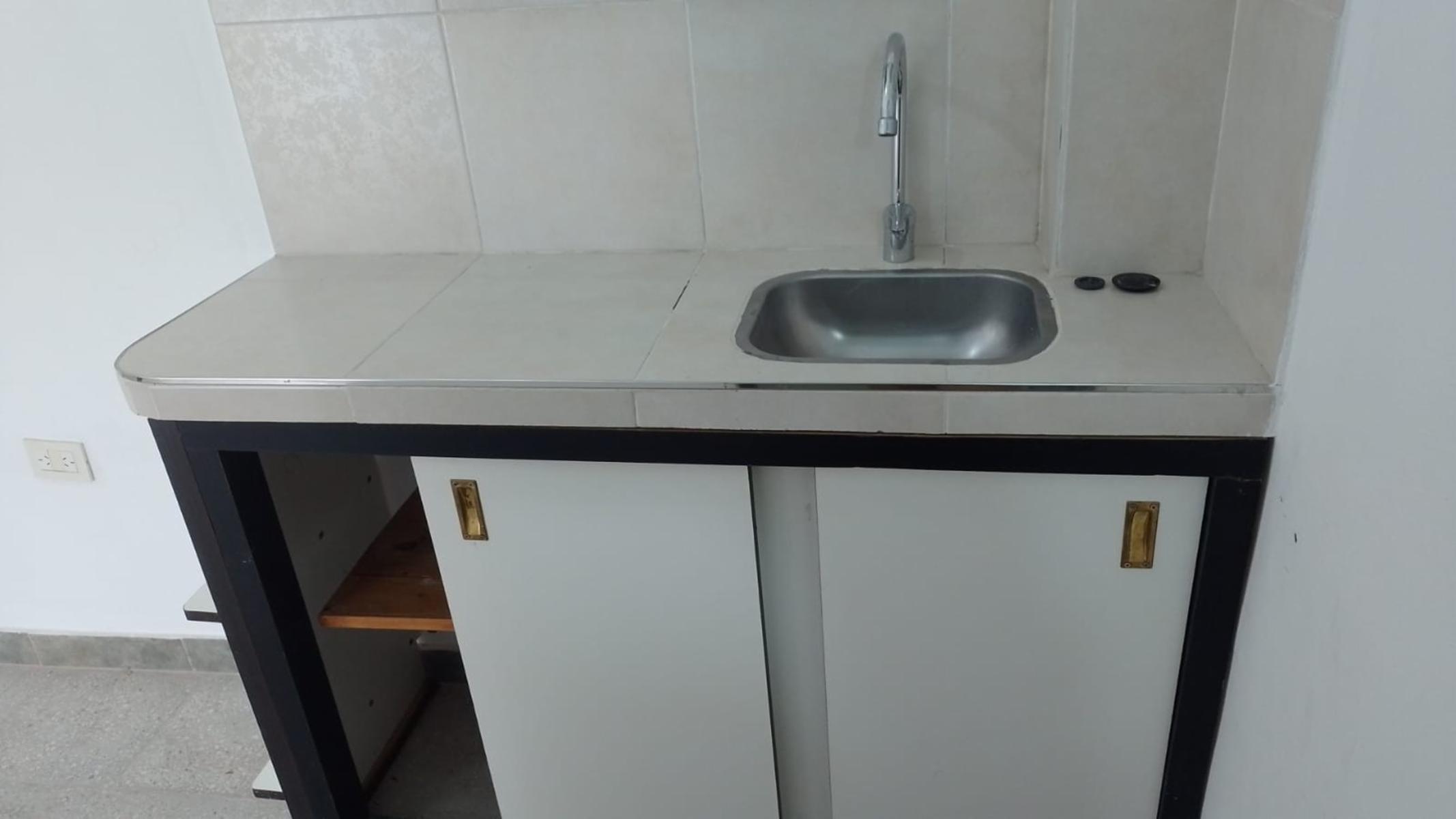 MAZA 2500 · Morón — foto 14