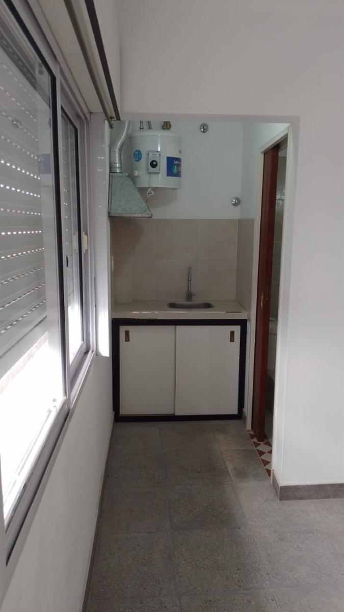 MAZA 2500 · Morón — foto 15