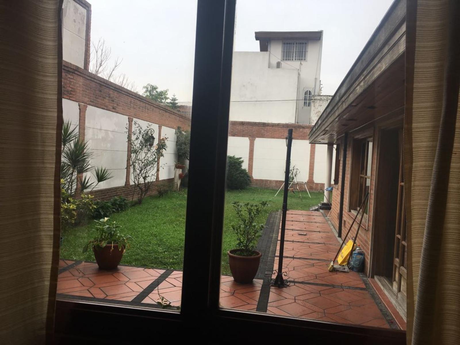 Giribone 800 · Avellaneda — foto 3