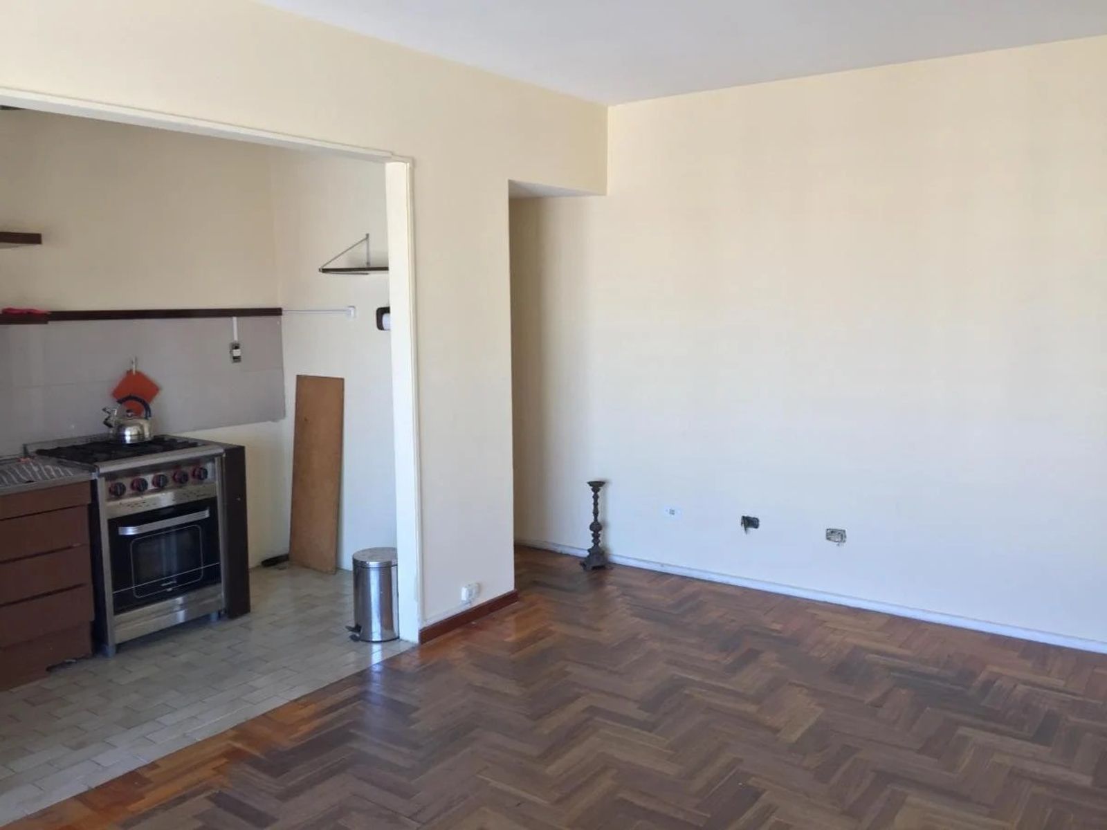 VENTA DEPARTAMENTO 2 AMBIENTES CON BALCON RAMOS MEJIA