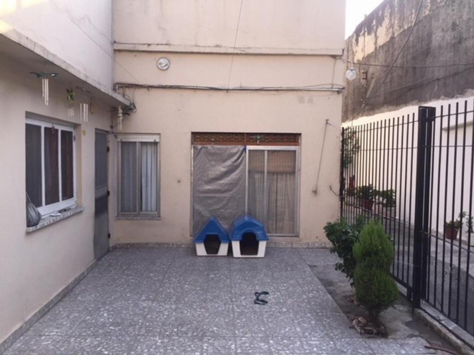 Gral Juan Jose Viamonte 2629 · Lanús — foto 14